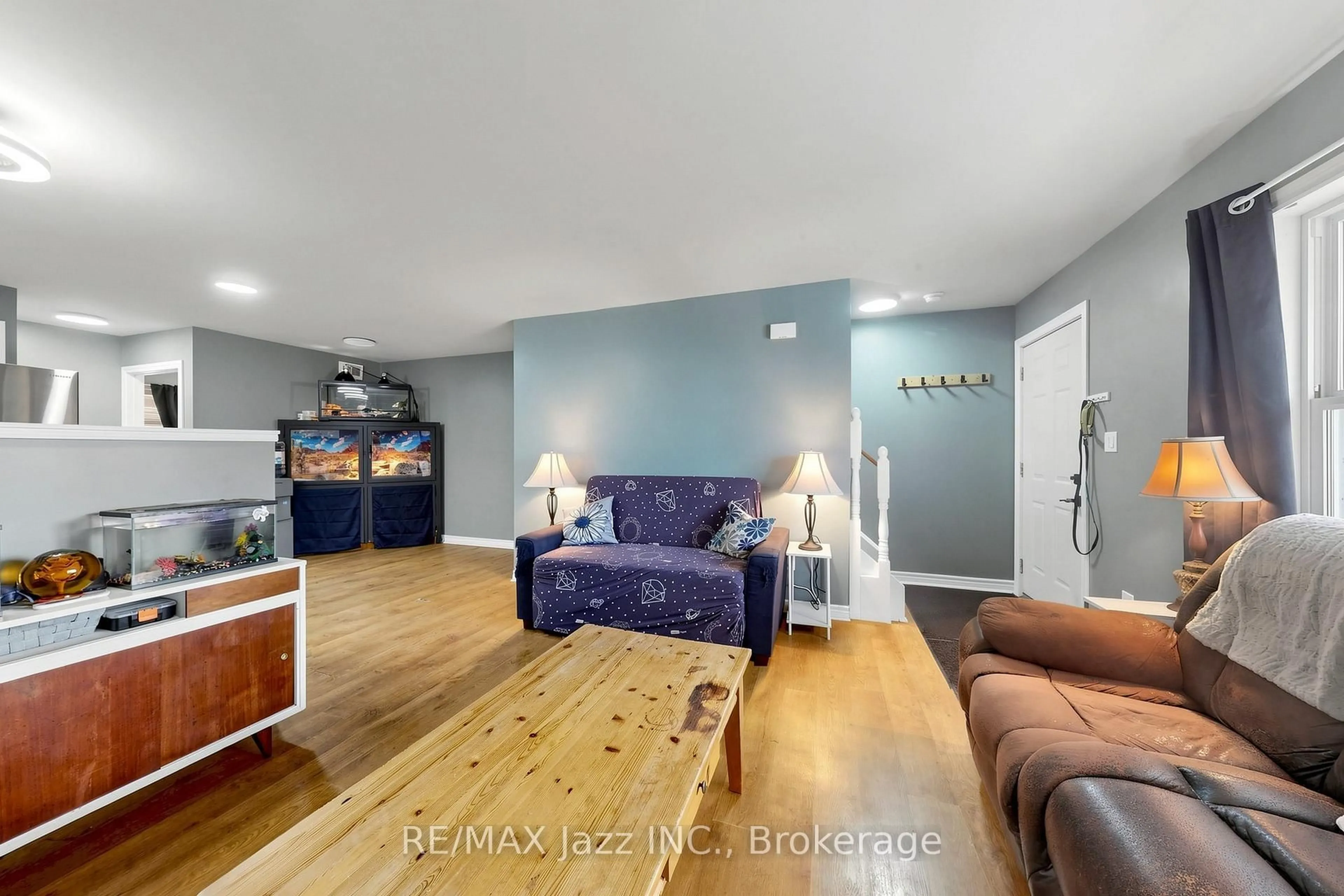 Living room with furniture, unknown for 81 Harcourt St, Port Hope Ontario L1A 1M3