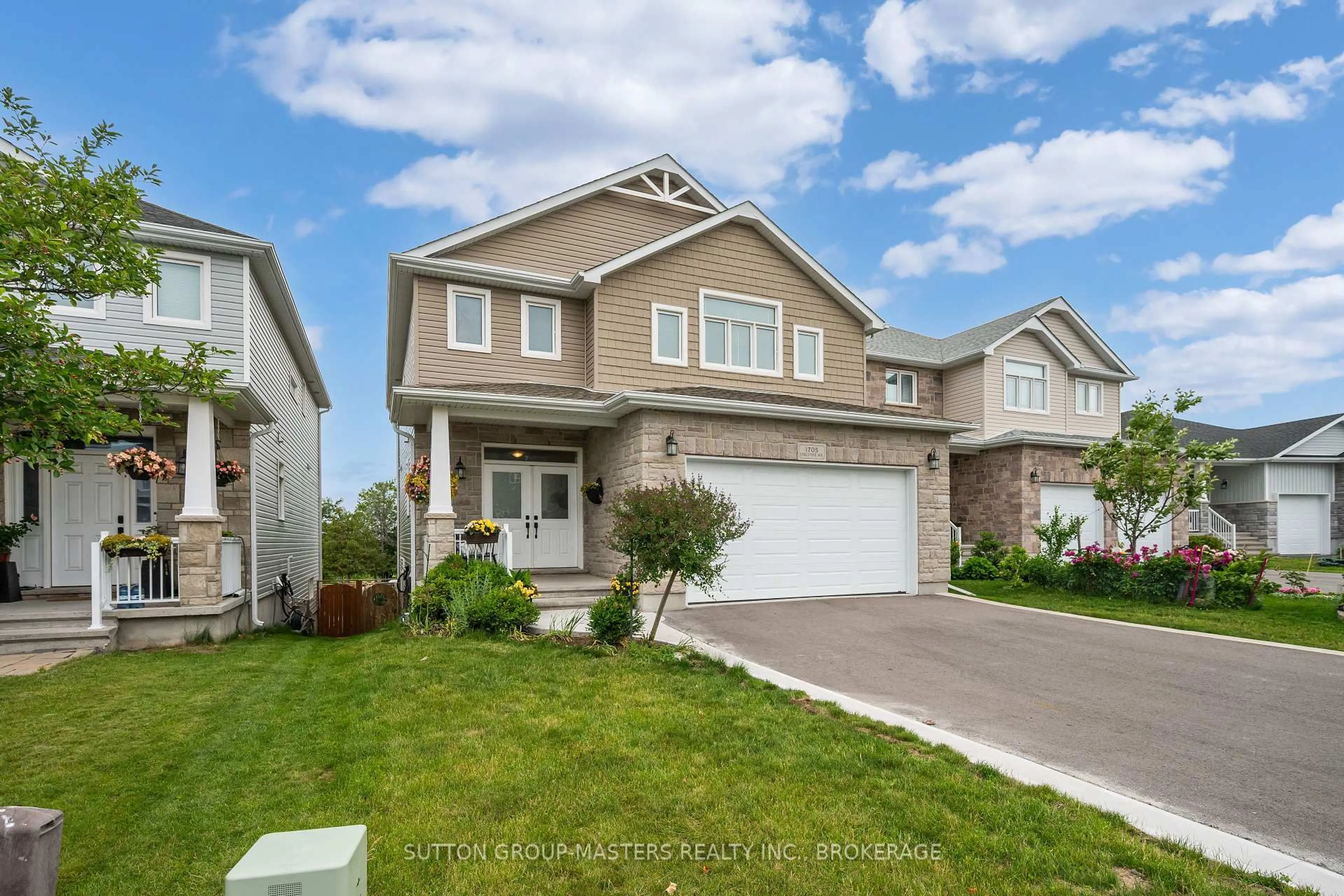 Home with vinyl exterior material, street for 1705 Executive Ave, Kingston Ontario K7P 0L9