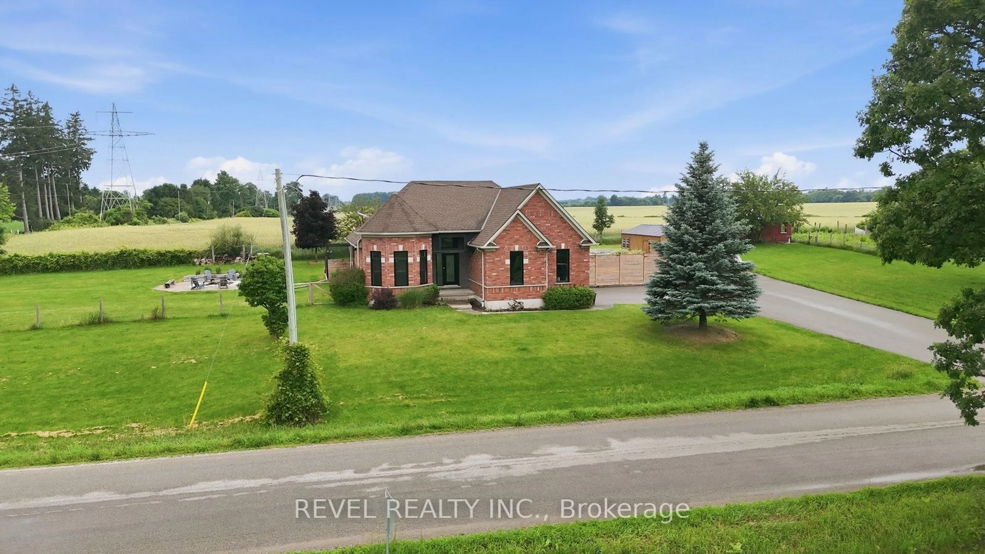 A pic from outside/outdoor area/front of a property/back of a property/a pic from drone, water/lake/river/ocean view for 5 Falkland Rd, Brant Ontario N0J 1V0