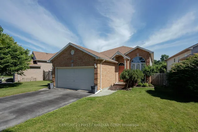 1638 Marconi Blvd, London East 2