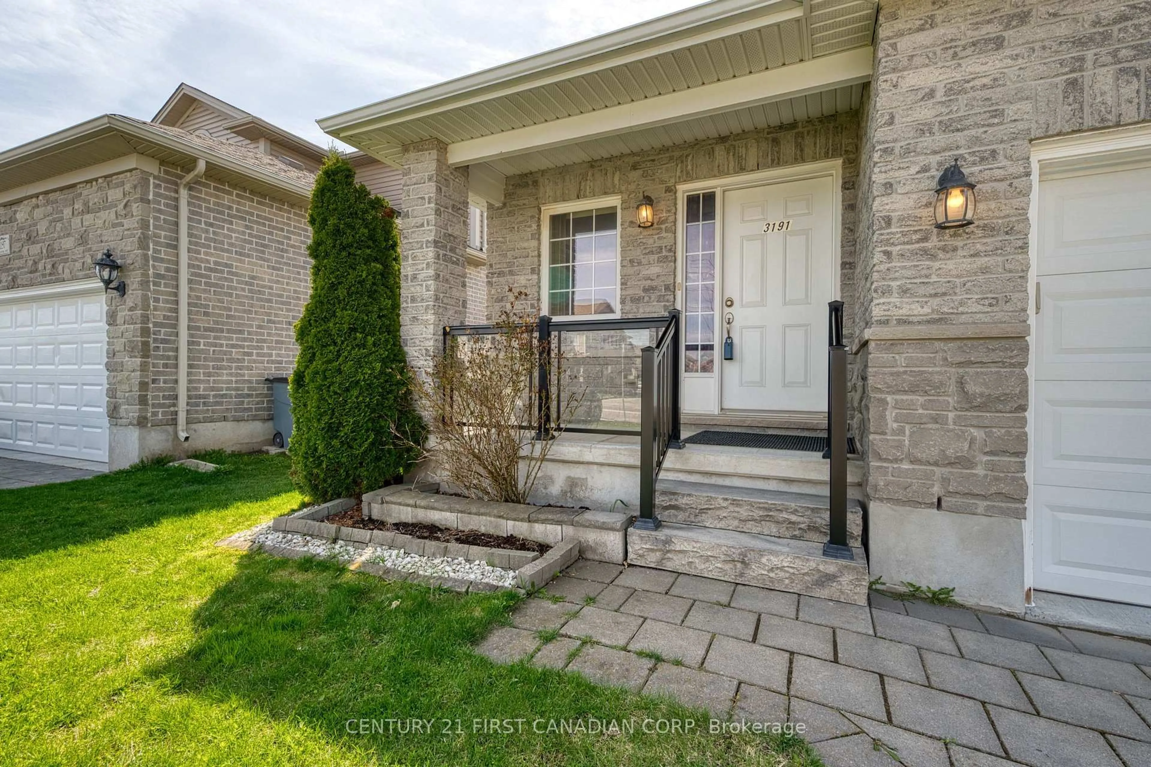 Unknown for 3191 Singleton Ave, London South Ontario N6L 0B5
