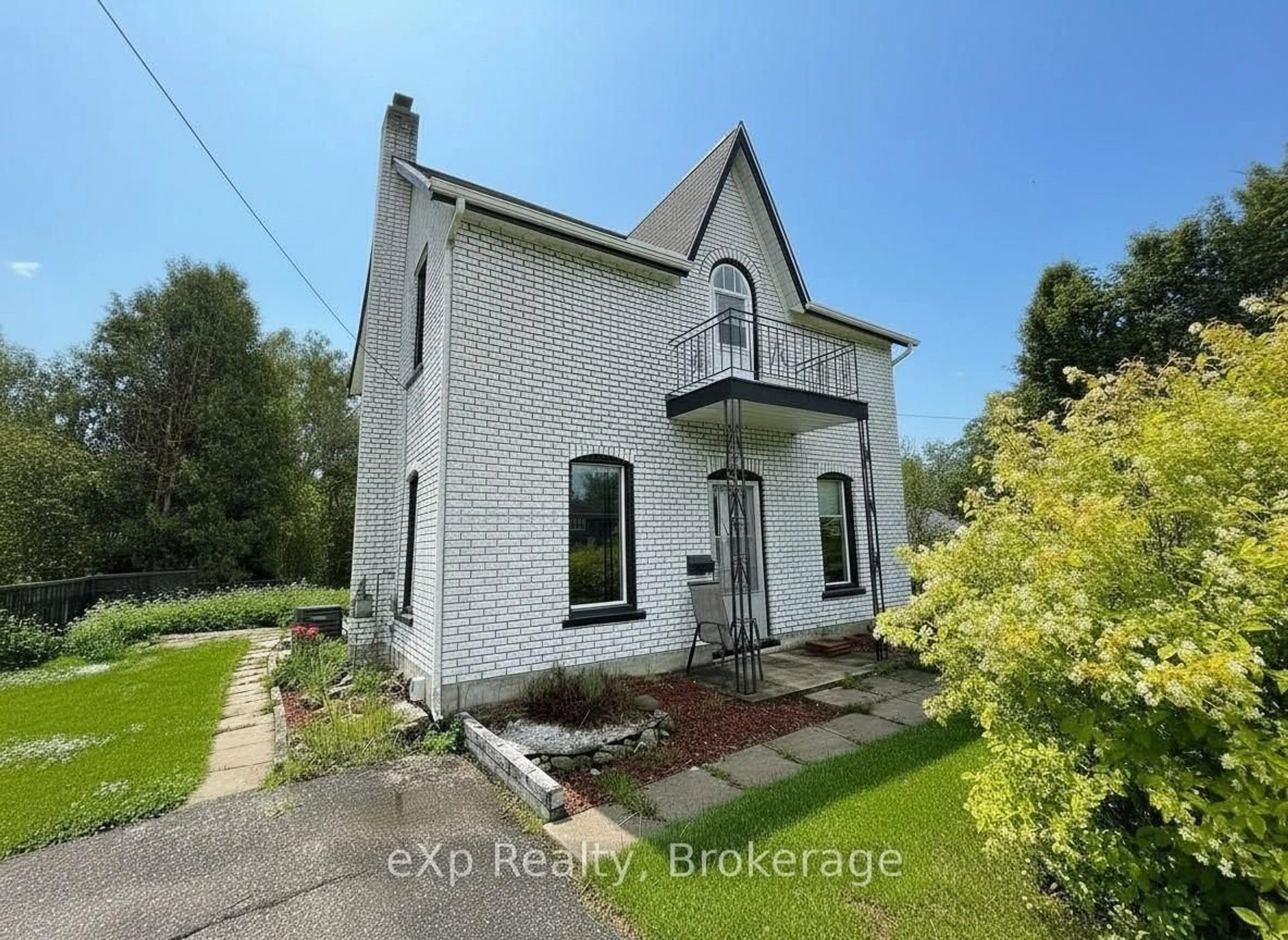 A pic from outside/outdoor area/front of a property/back of a property/a pic from drone, building for 159 Jackson St, West Grey Ontario N0G 1R0