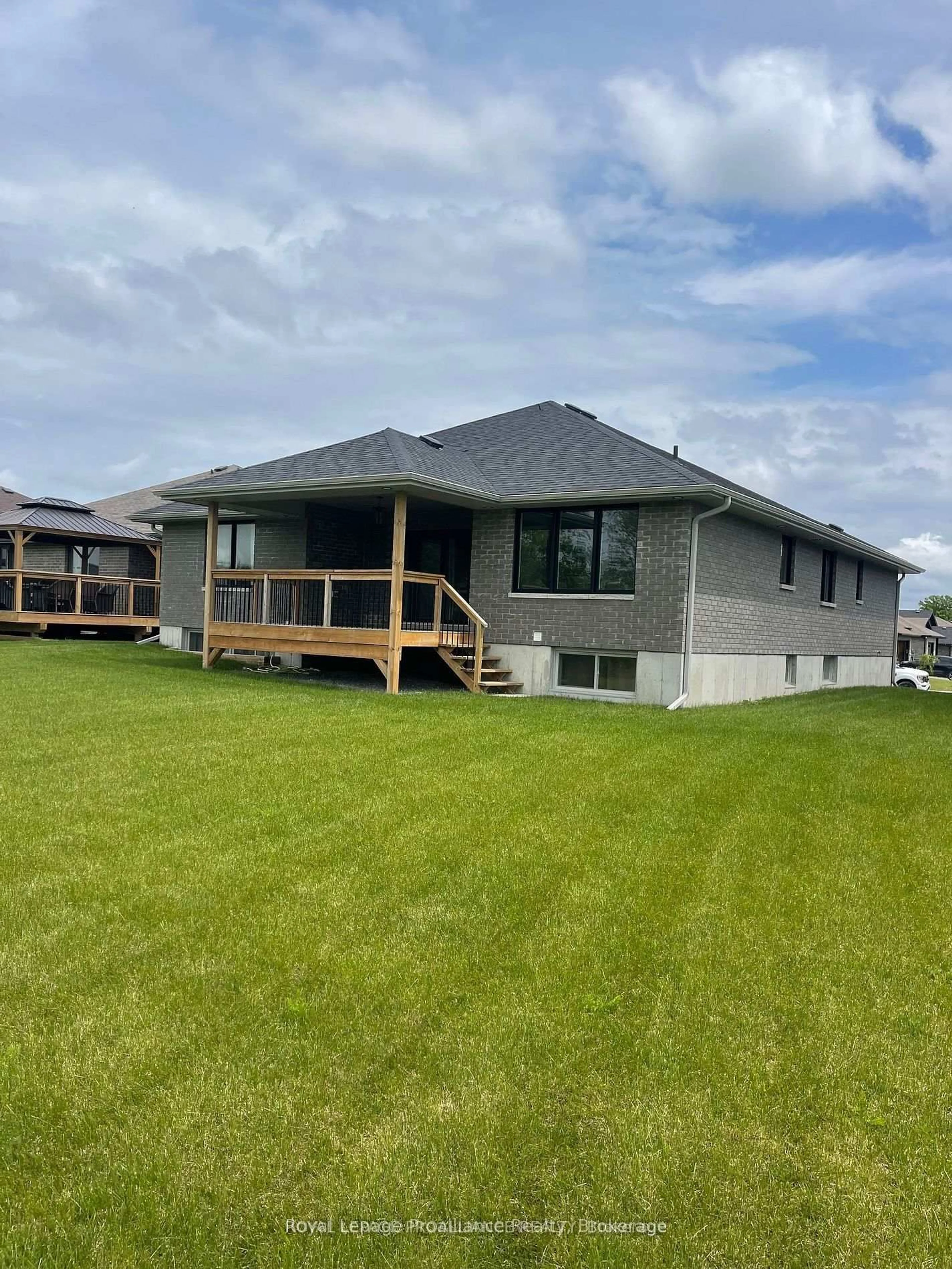 Home with vinyl exterior material, water/lake/river/ocean view for 43 Cattail Cres, Quinte West Ontario K8V 0J3