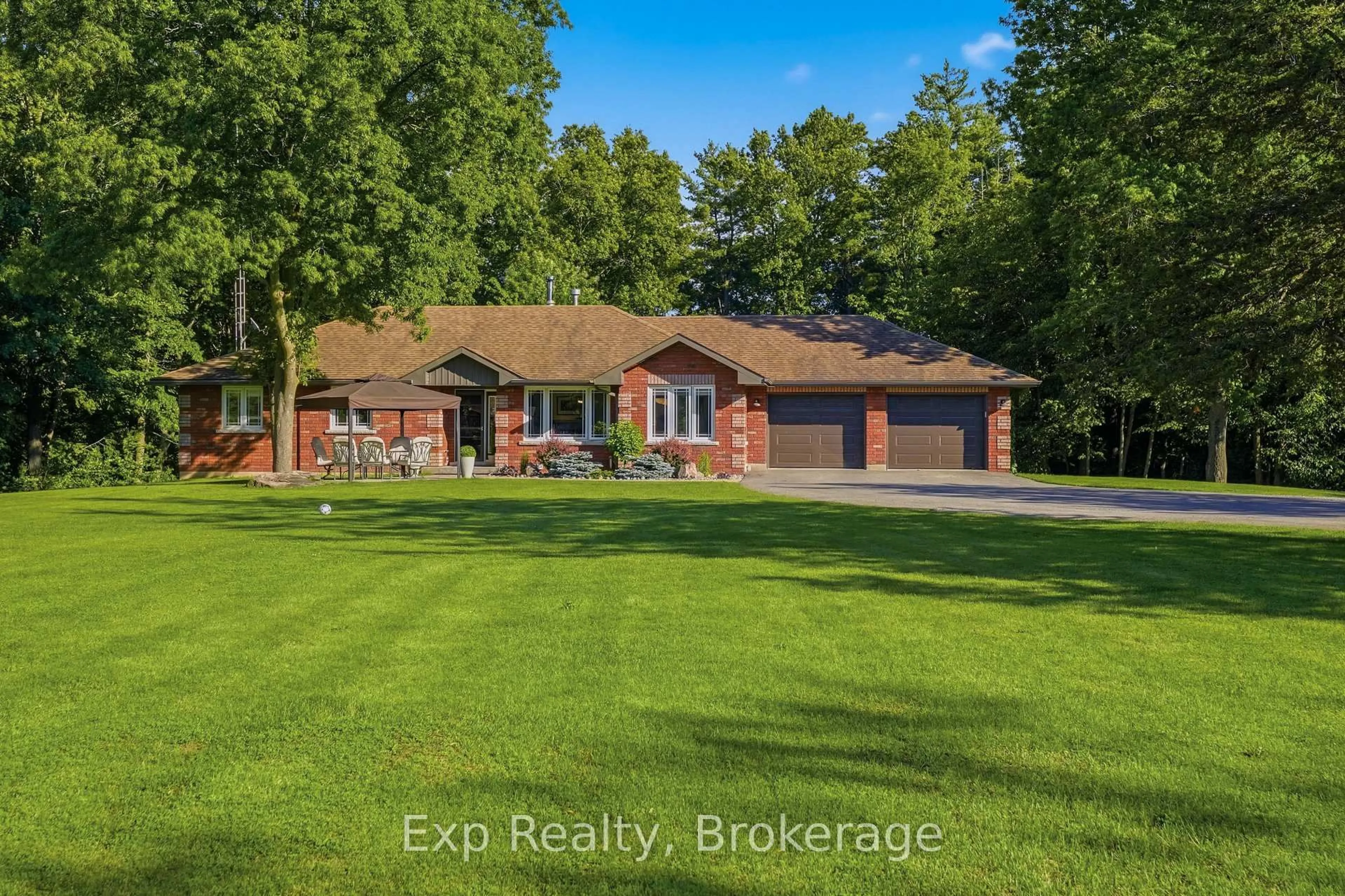 A pic from outside/outdoor area/front of a property/back of a property/a pic from drone, water/lake/river/ocean view for 1226 Little Creek Rd, Napanee Ontario K7R 3K6