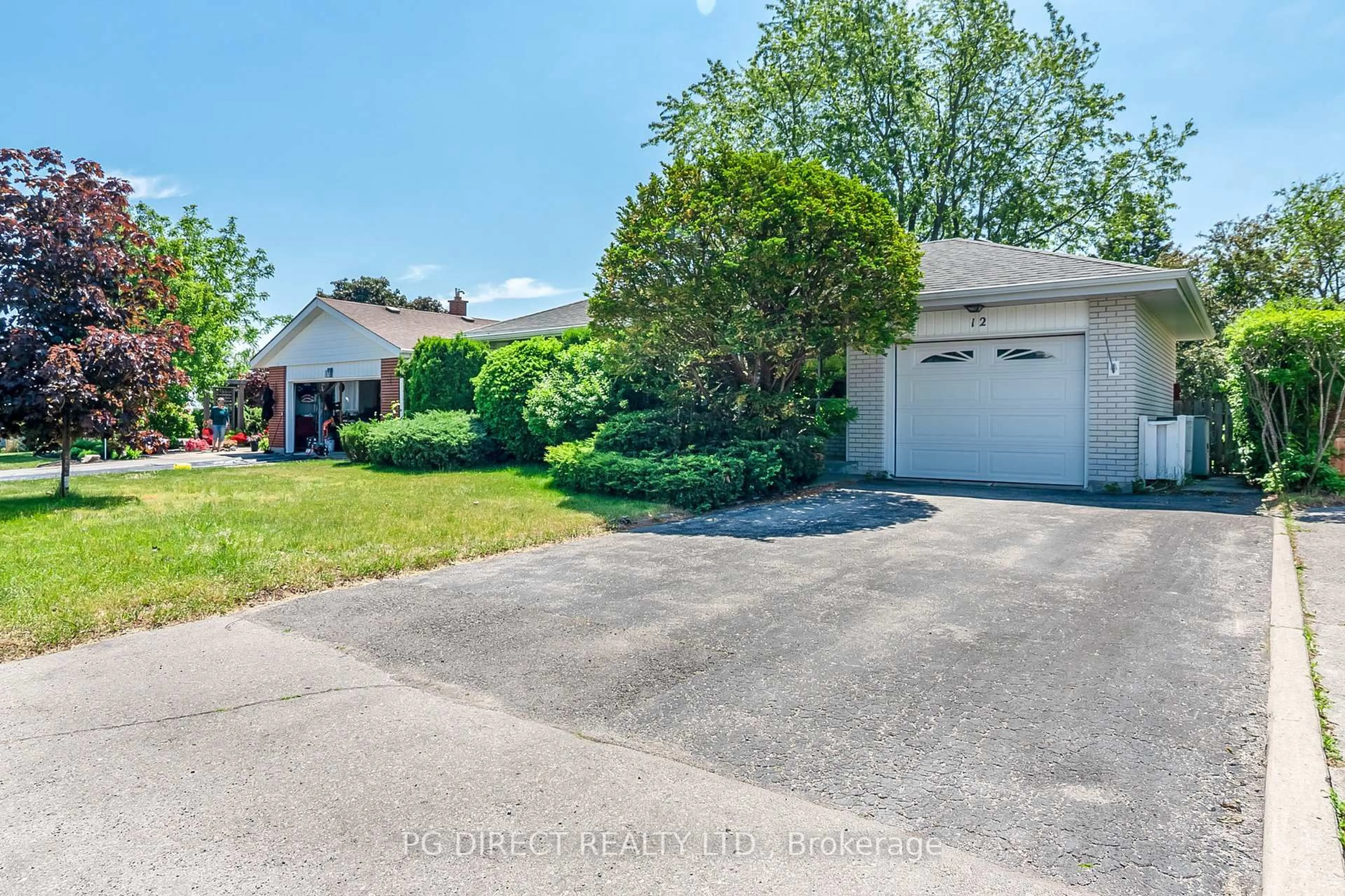 A pic from outside/outdoor area/front of a property/back of a property/a pic from drone, street for 12 Belvedere Rd, Quinte West Ontario K8V 4A7