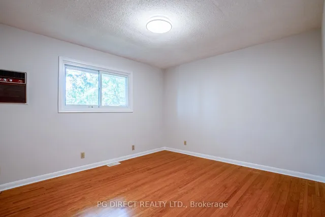 12 Belvedere Rd, Quinte West 3