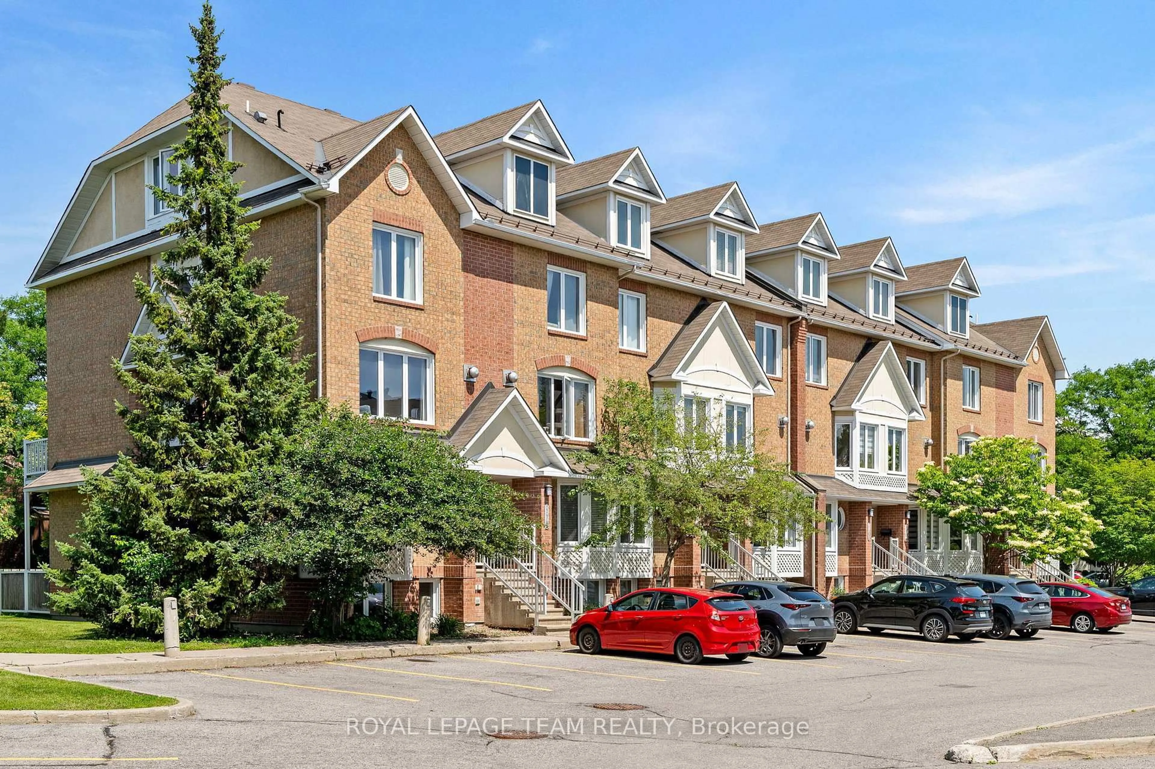 A pic from outside/outdoor area/front of a property/back of a property/a pic from drone, street for 1108 Gablefield Private #20, Ottawa Ontario K1J 1E3