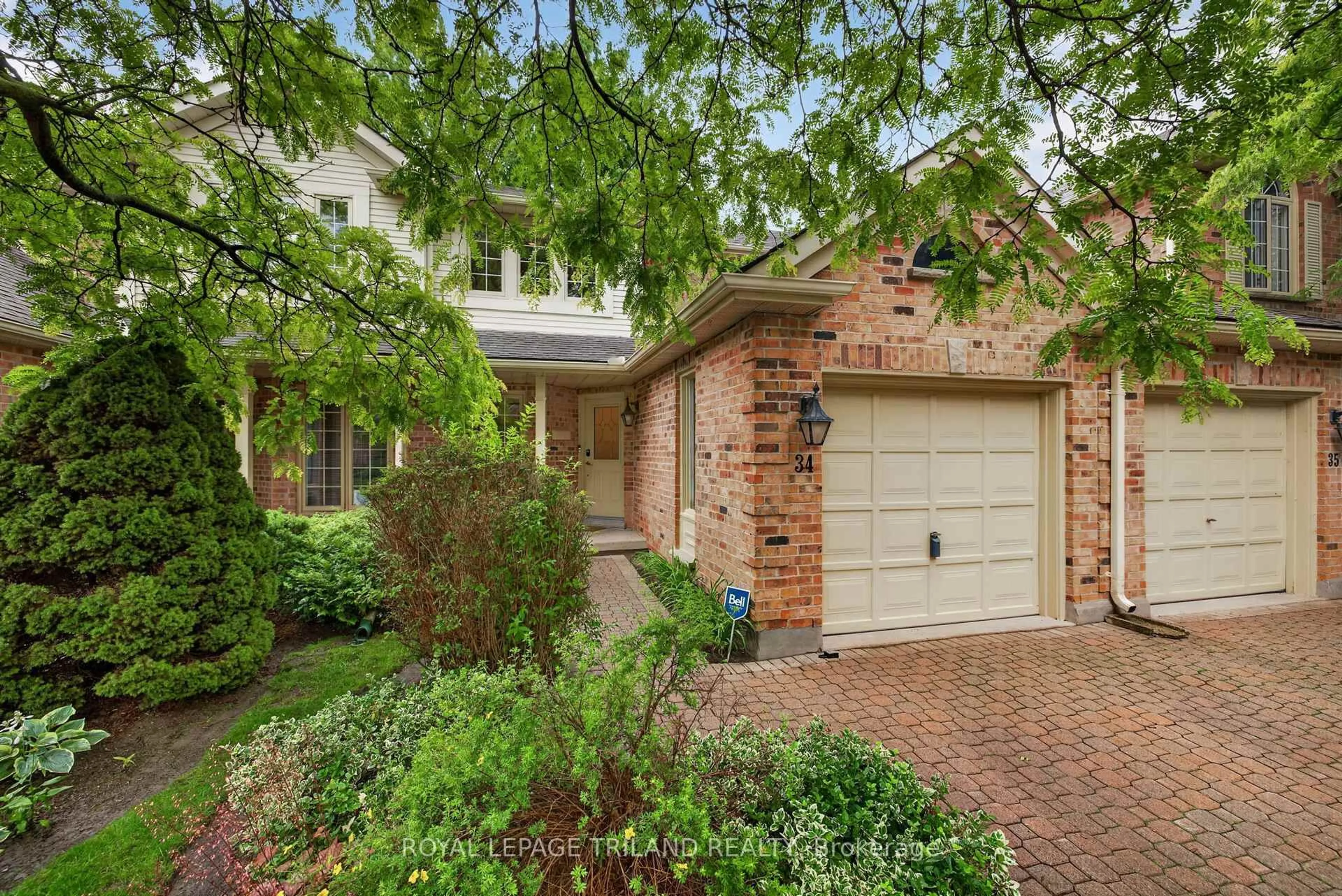 Home with brick exterior material, street for 810 Maitland St #34, London East Ontario N5Y 5K3