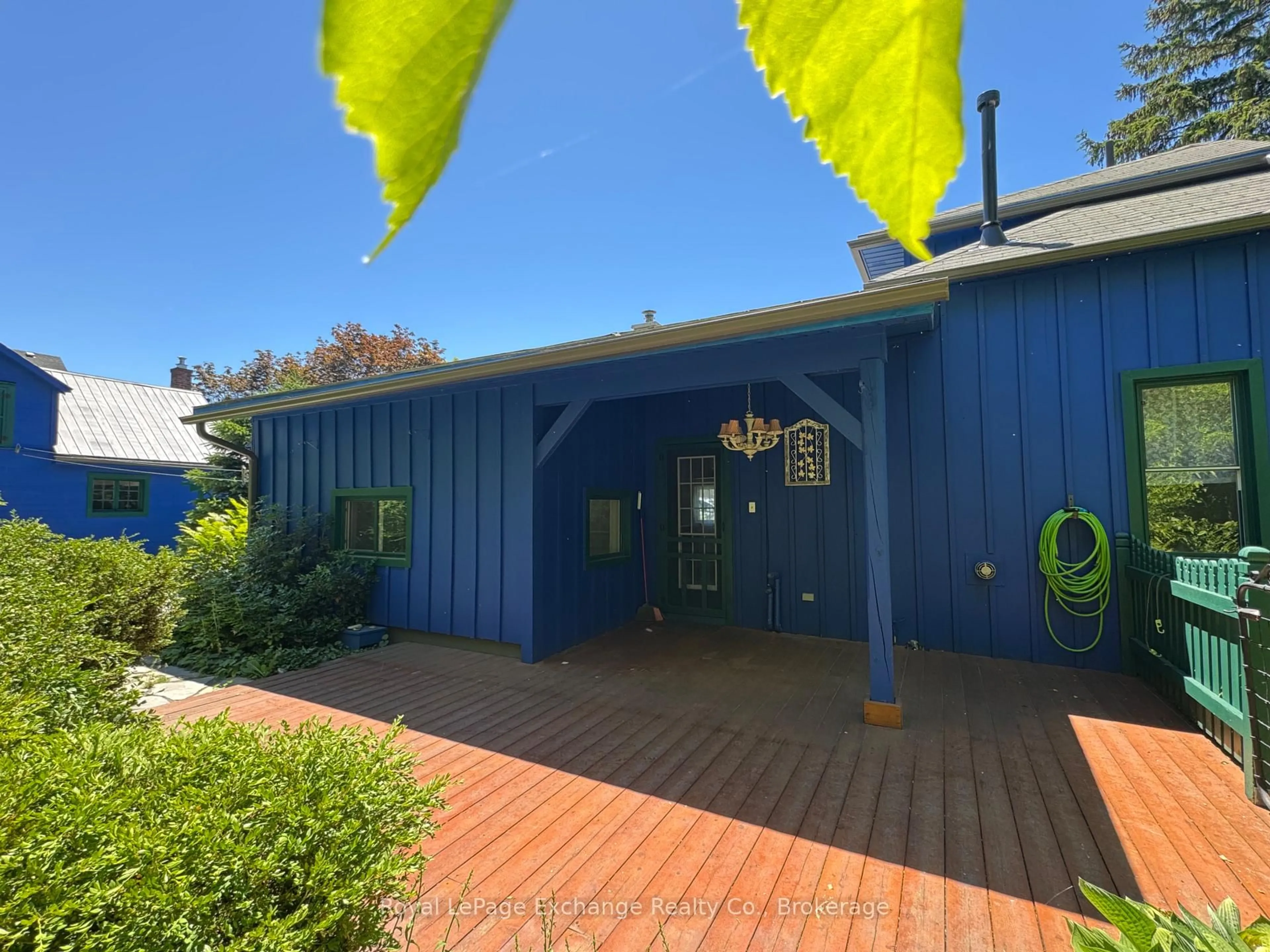 A pic from outside/outdoor area/front of a property/back of a property/a pic from drone, street for 251 St. Albert St, Kincardine Ontario N2Z 2J5