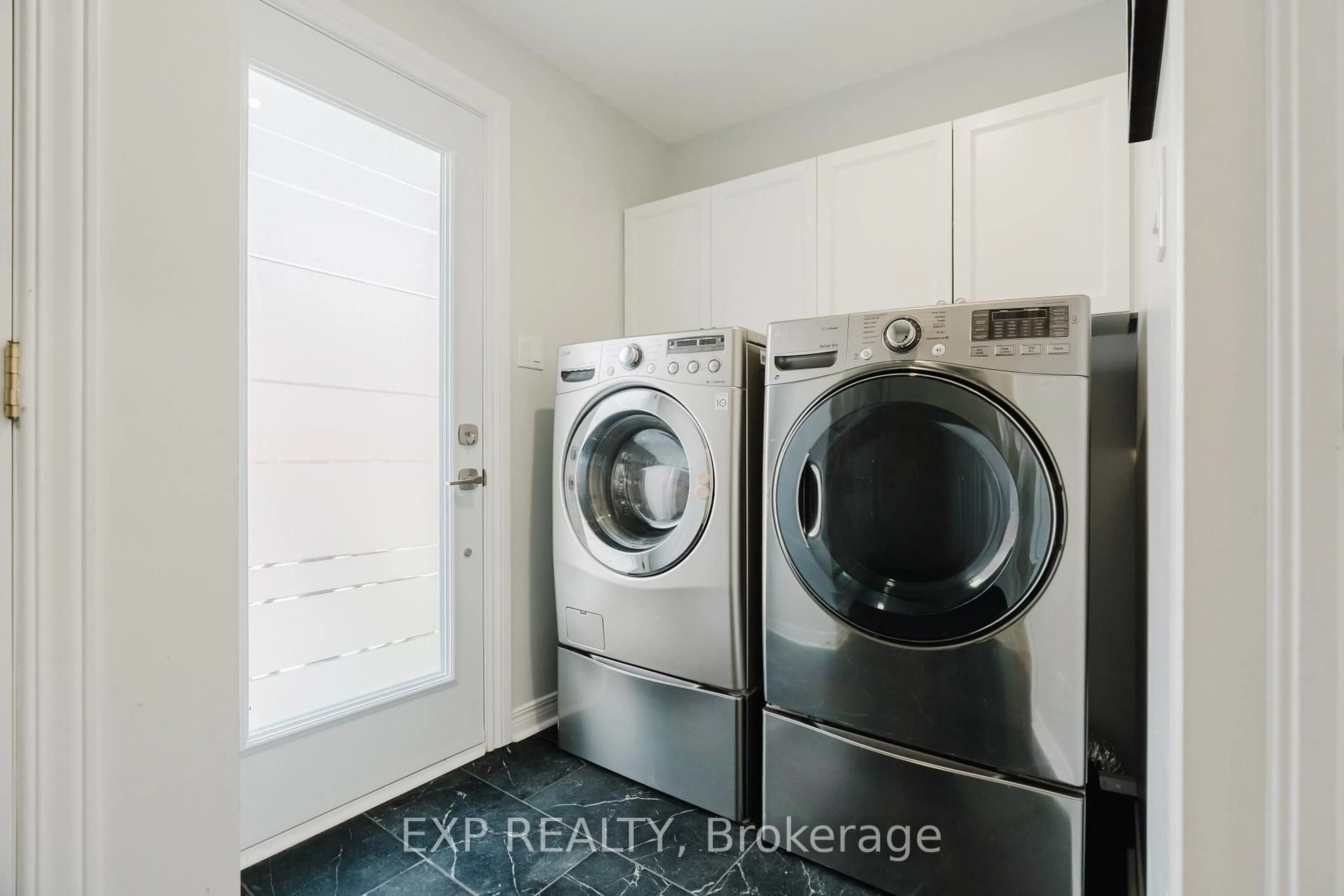 Laundry room for 4565 Sugar Maple Dr, Ottawa Ontario K1V 1R7