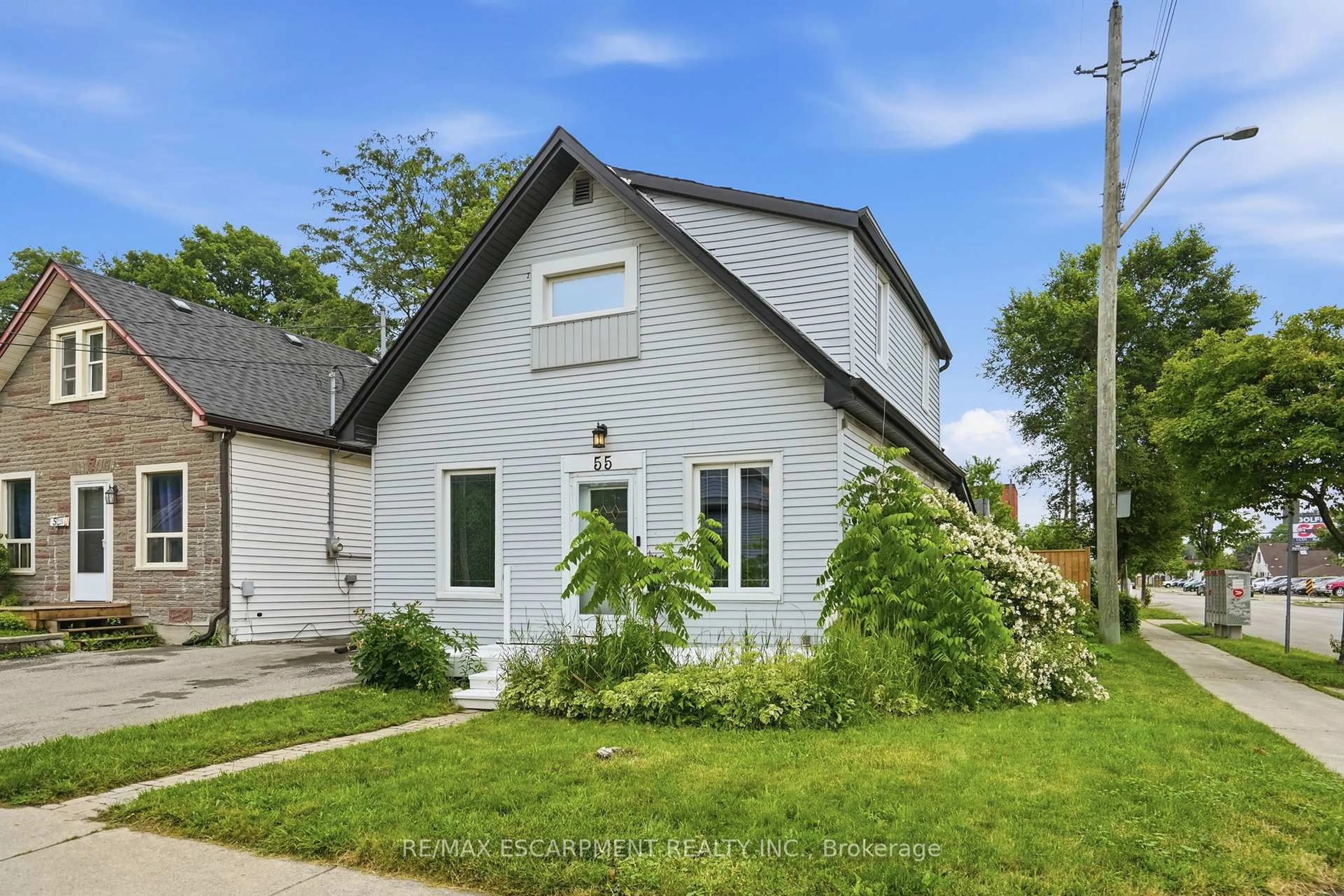 Unknown for 55 East 32nd St, Hamilton Ontario L8V 3R7