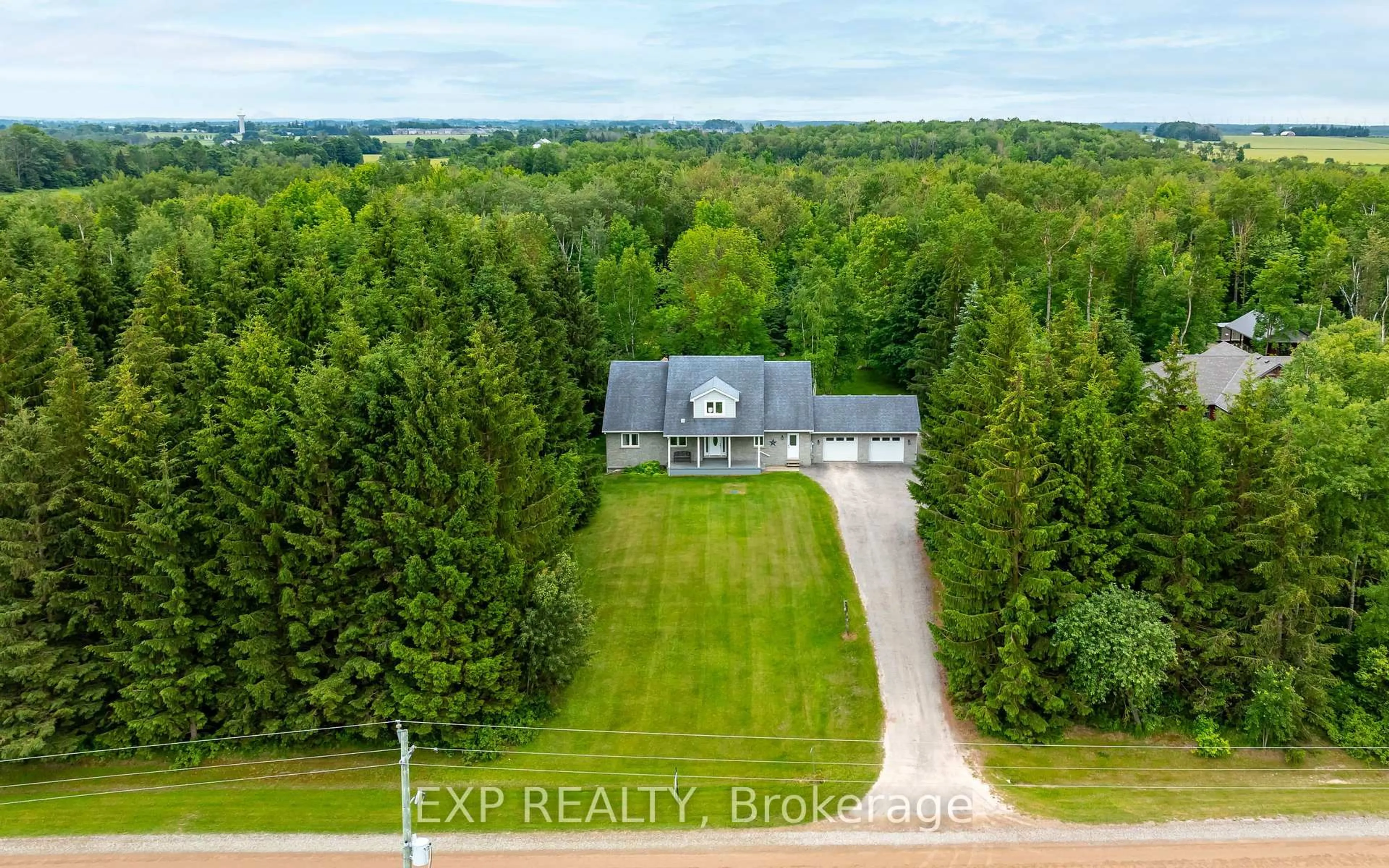A pic from outside/outdoor area/front of a property/back of a property/a pic from drone, building for 282262 Concession Rd 4-5, East Luther Grand Valley Ontario L9W 0W4