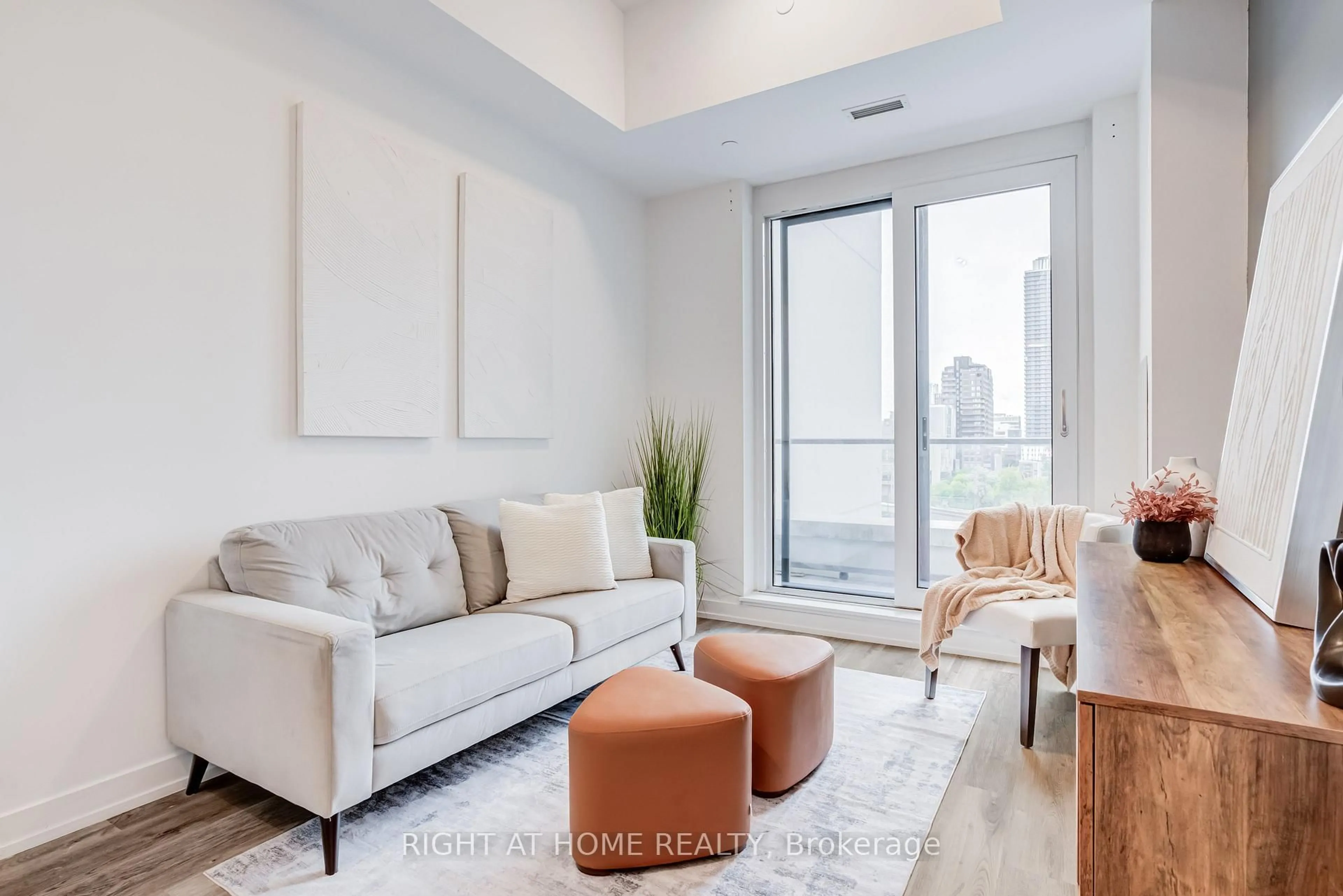 Living room with furniture, unknown for 15 Wellington St #301, Kitchener Ontario N2G 0E4