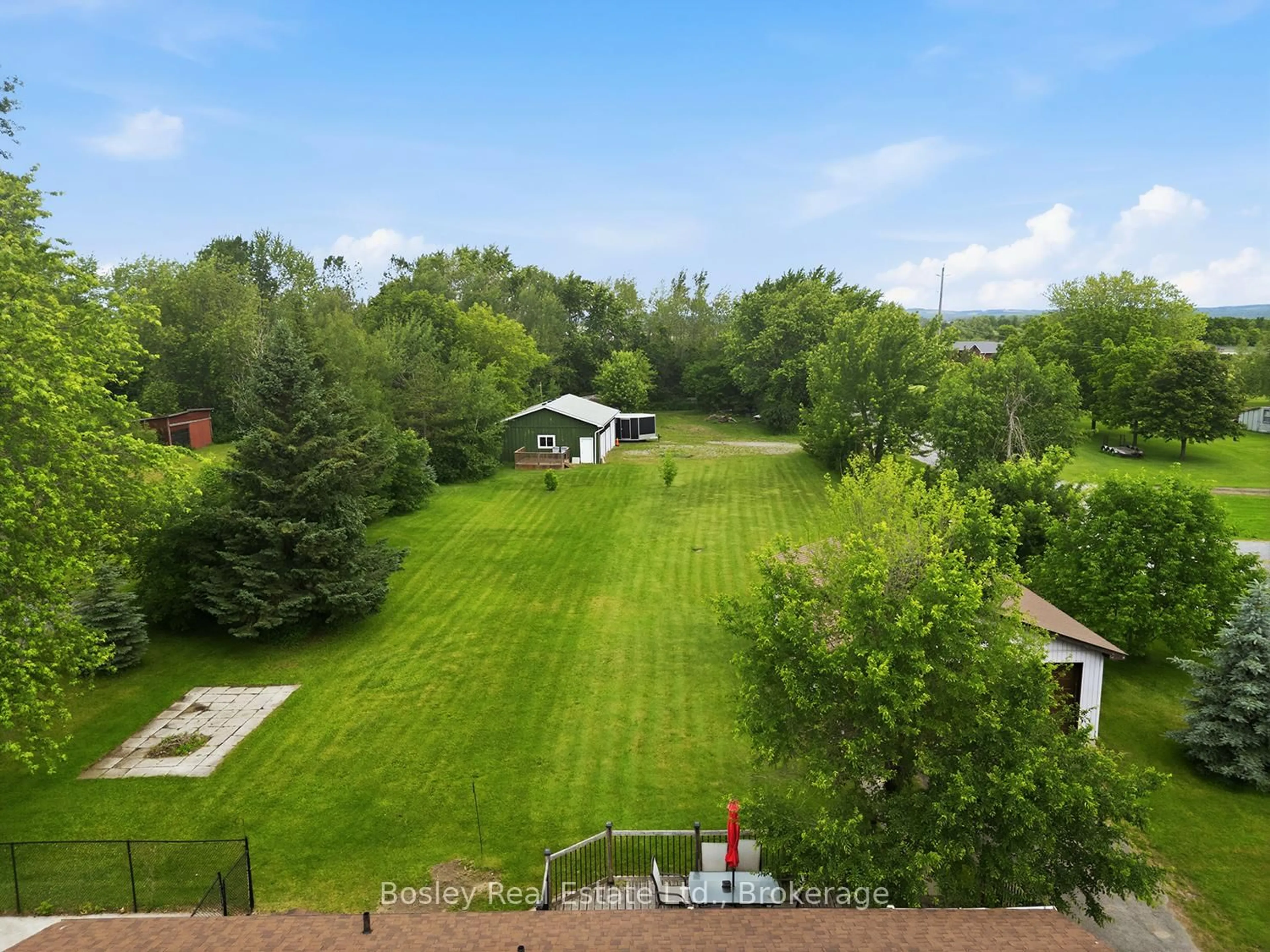 A pic from outside/outdoor area/front of a property/back of a property/a pic from drone, unknown for 4598 Marsh Rd, Port Hope Ontario L1A 3V7