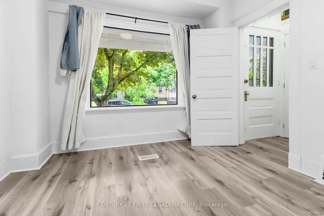 215 Bernard Ave, London East 5