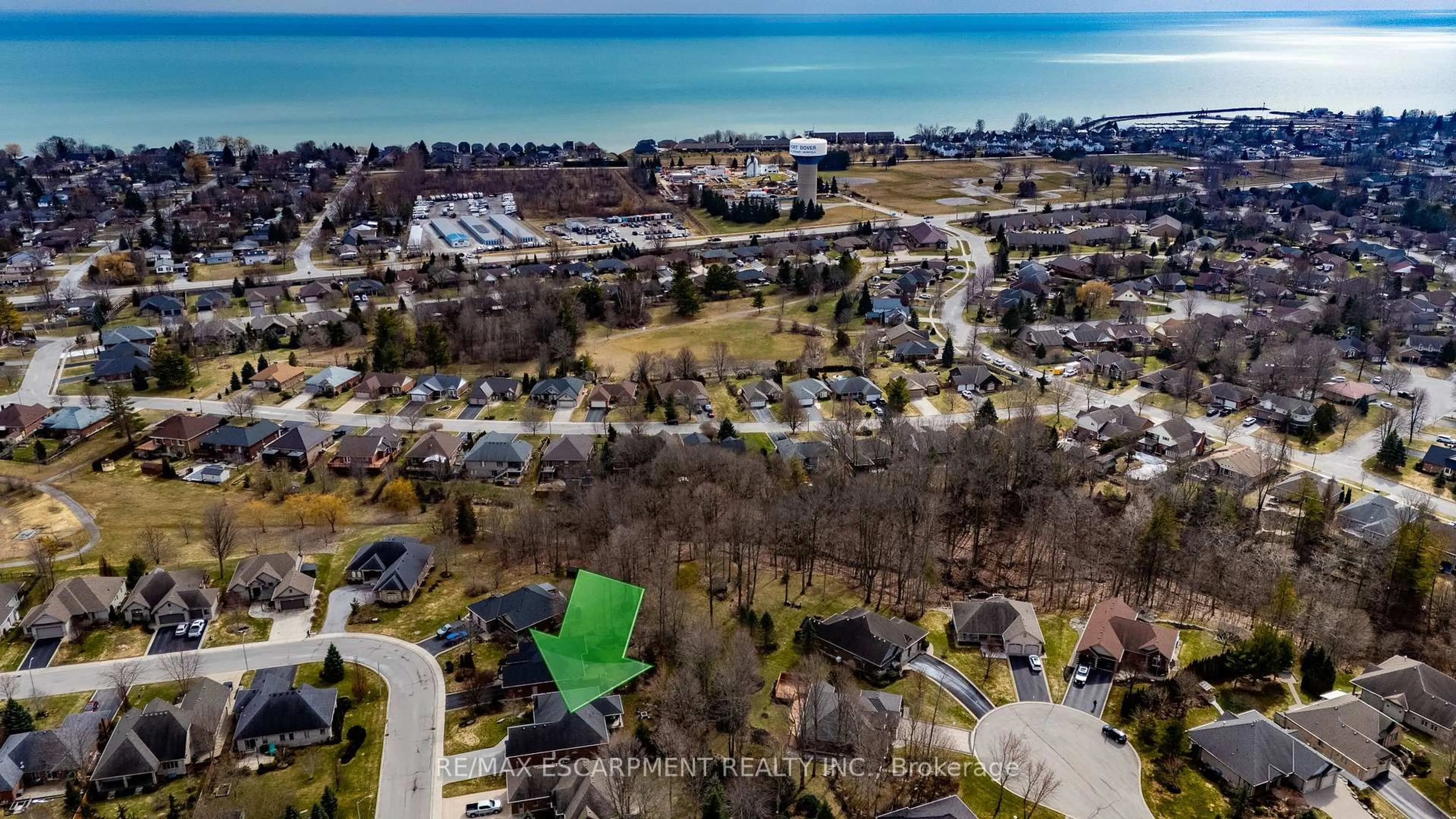 A pic from outside/outdoor area/front of a property/back of a property/a pic from drone, water/lake/river/ocean view for 122 Don Jon Blvd, Norfolk Ontario N0A 1N7