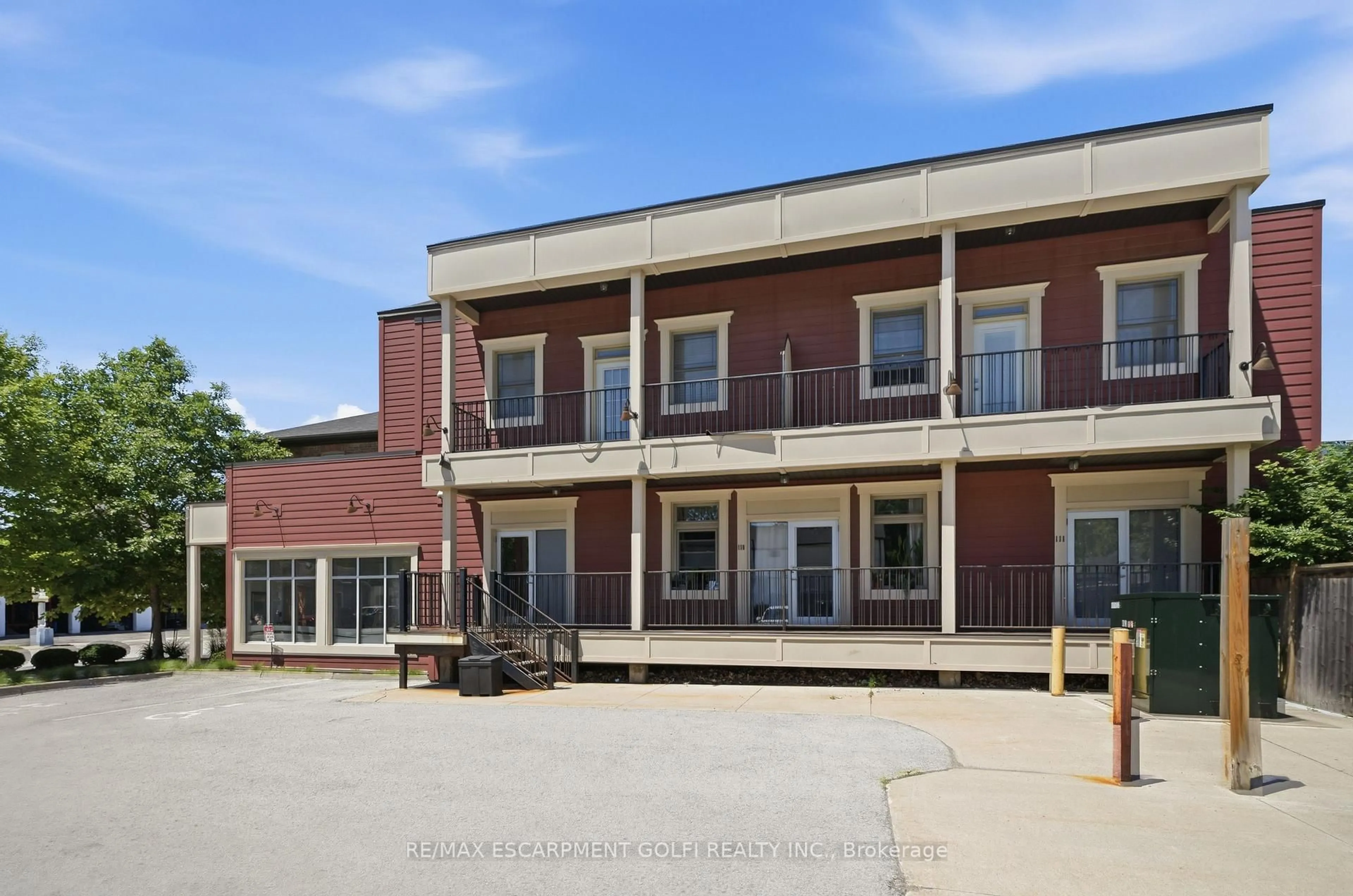 Unknown for 3710 Main St #201, Niagara Falls Ontario L2G 6B1