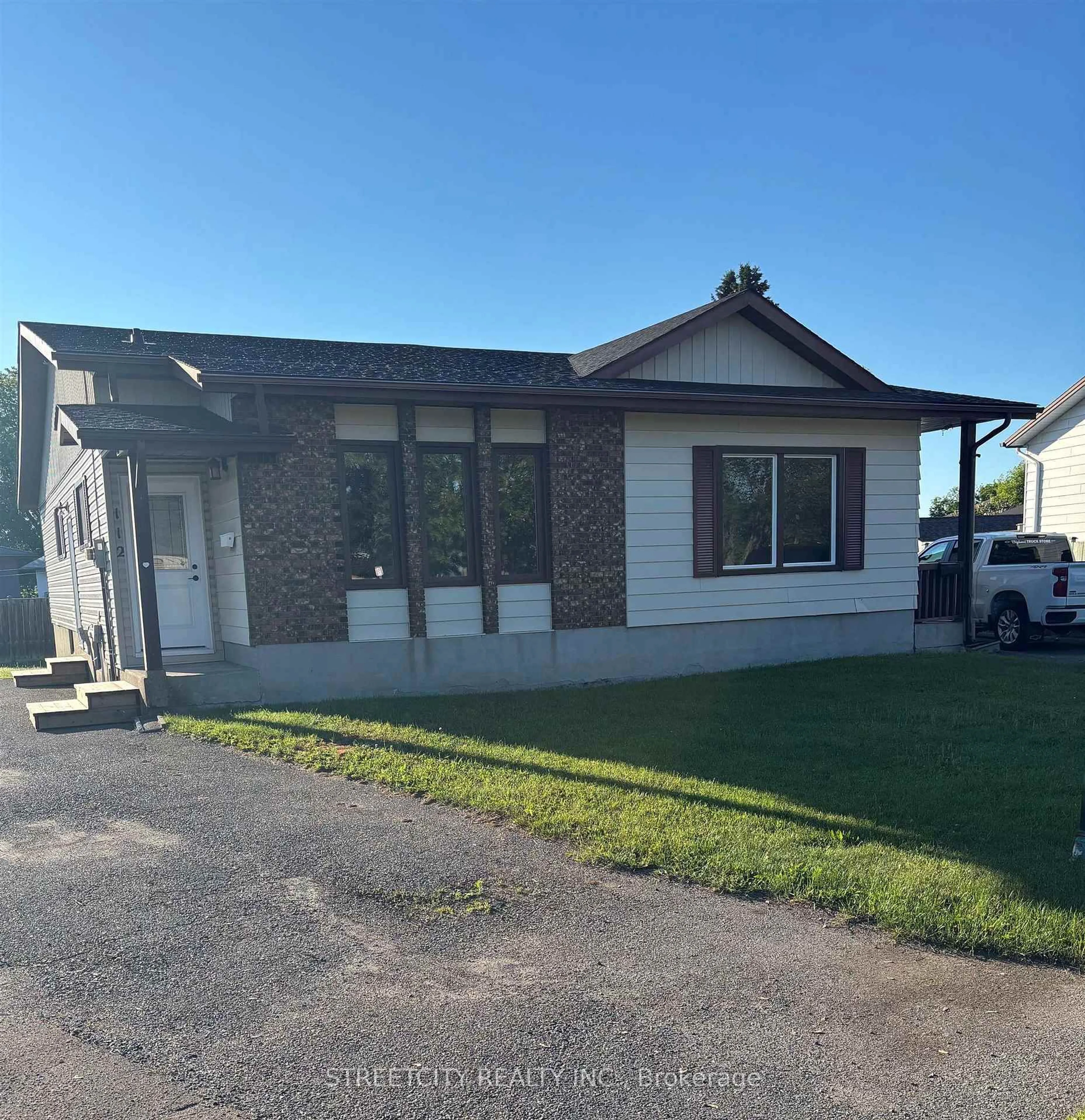 Unknown for 112 Conestoga St, Thunder Bay Ontario P7C 5S4