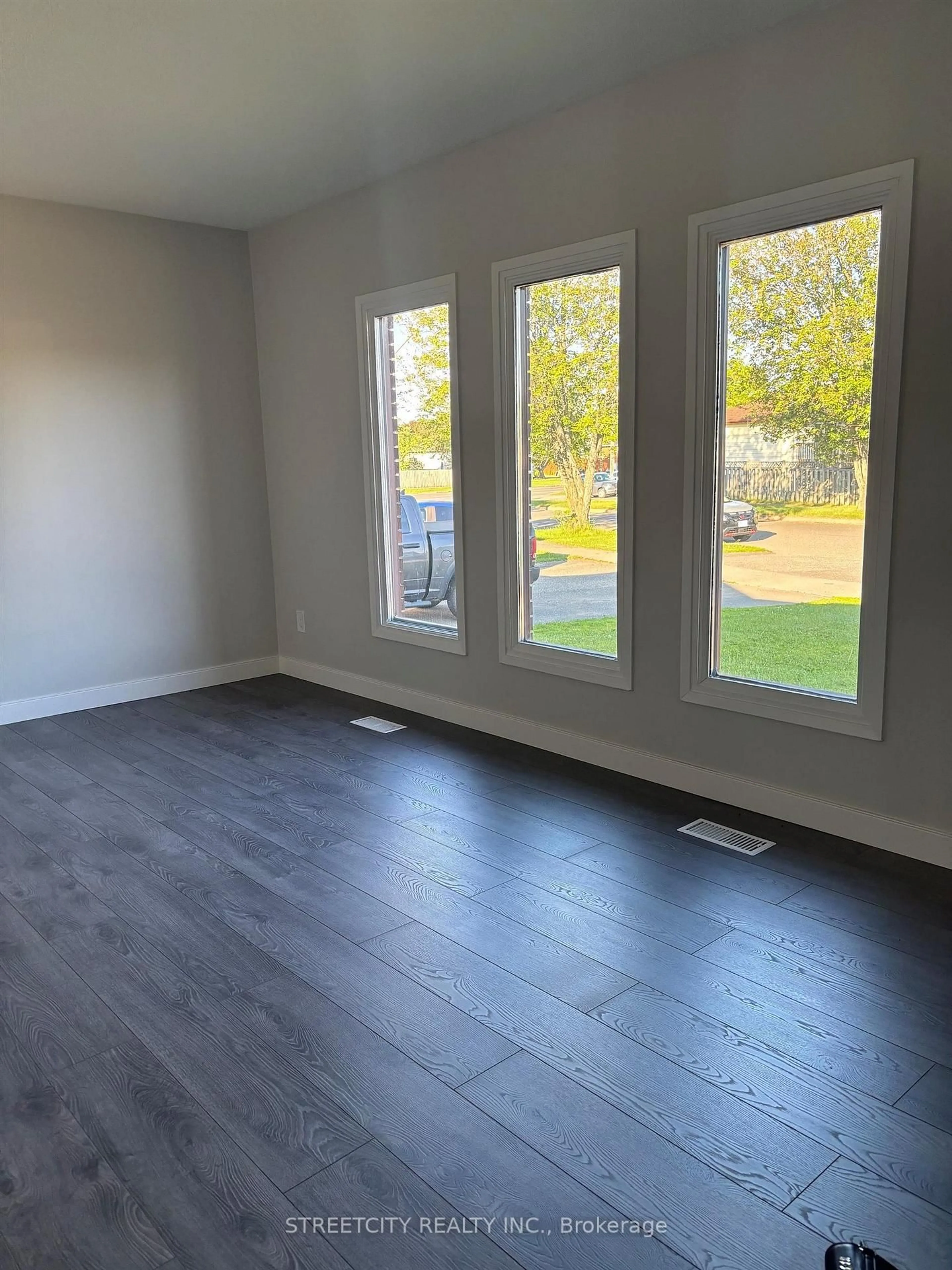 A pic of a room for 112 Conestoga St, Thunder Bay Ontario P7C 5S4