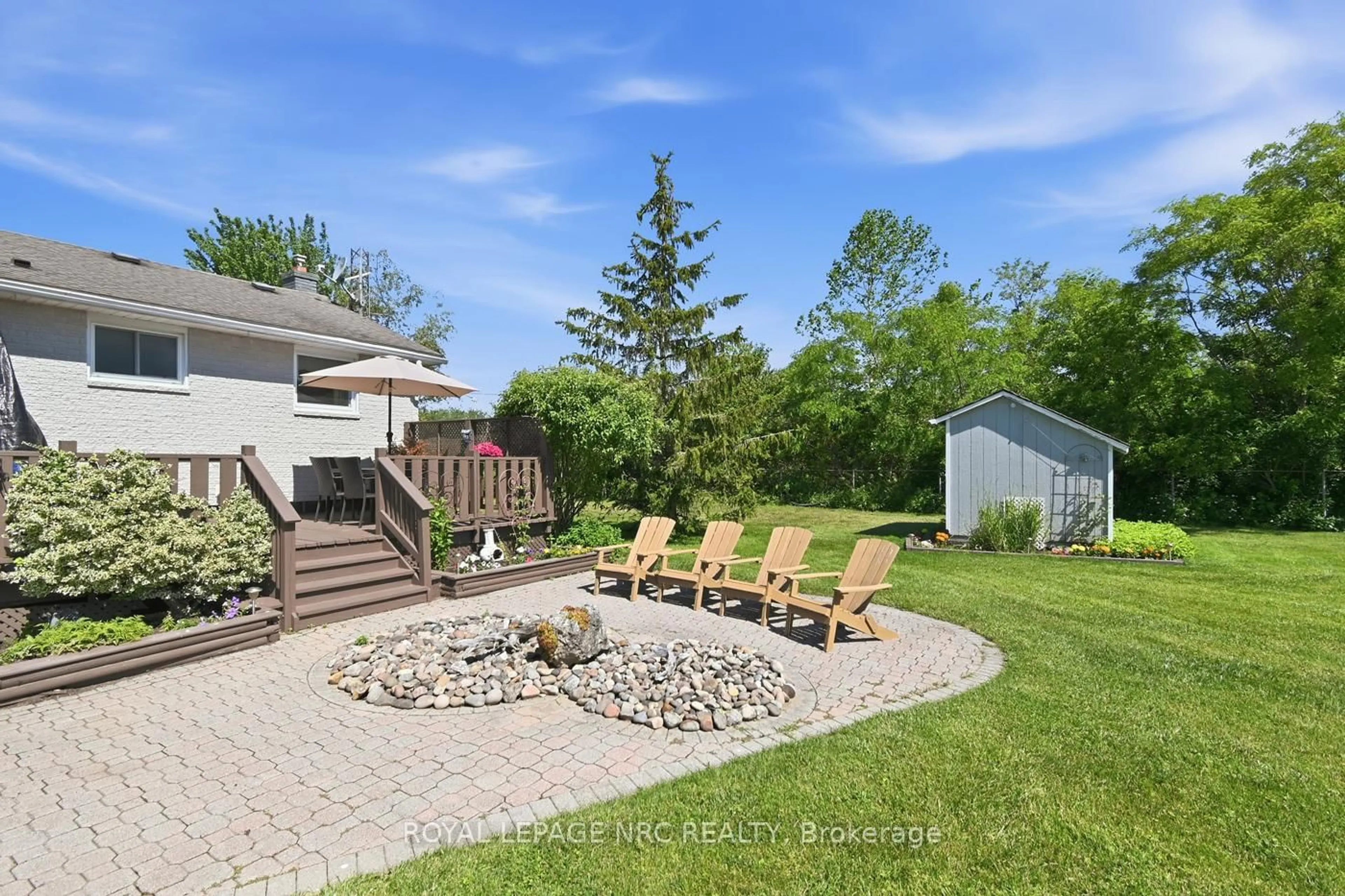 Patio, water/lake/river/ocean view for 11821 Sideroad 18 Rd, Wainfleet Ontario L0S 1V0