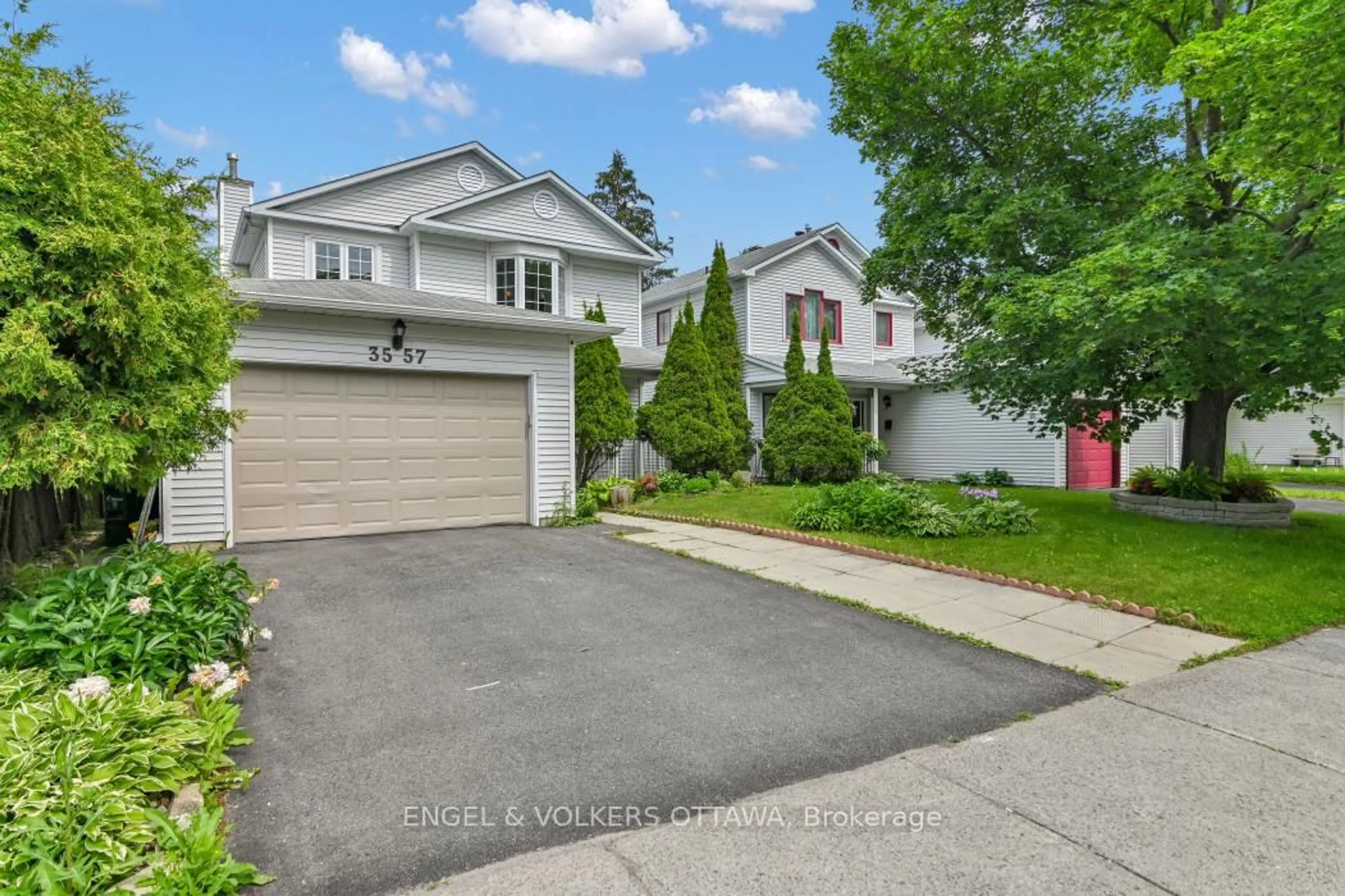 Unknown for 3557 Trappers Rd, Ottawa Ontario K1T 2R1