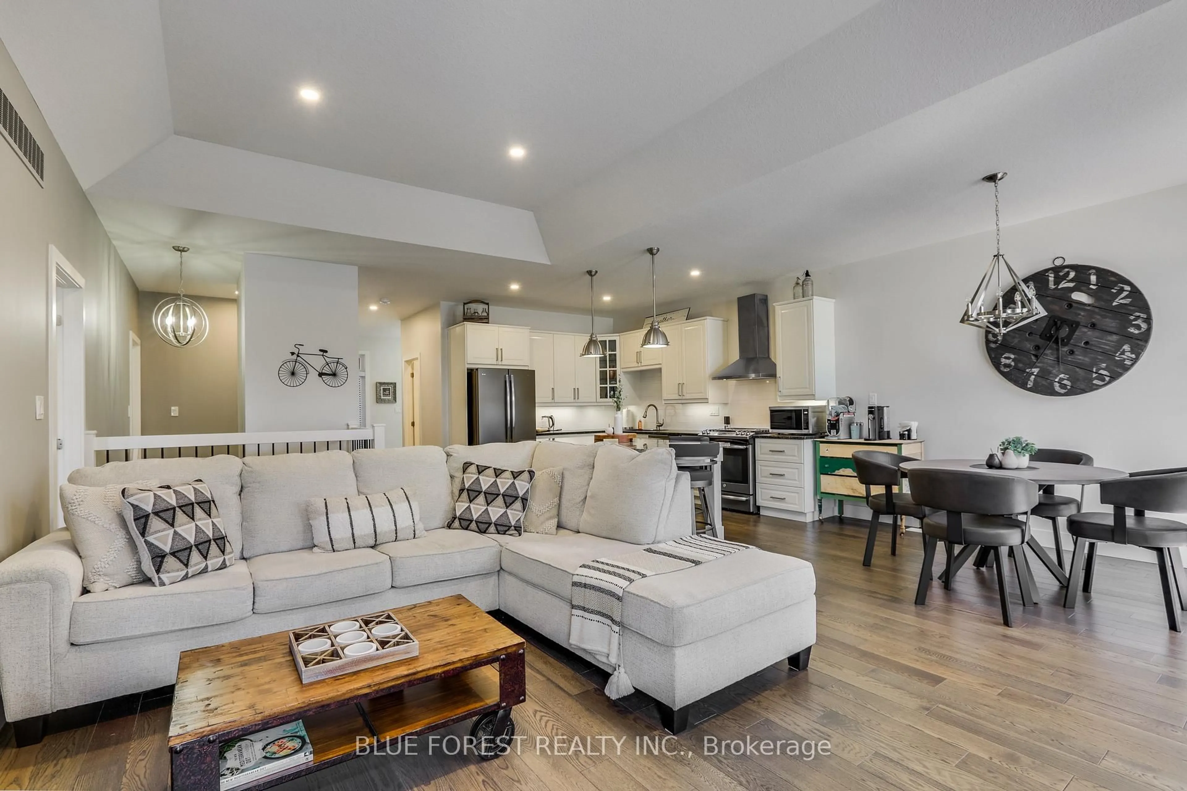 Open concept kitchen, wood/laminate floor for 4700 Hamilton Rd #50, Thames Centre Ontario N0L 1G6
