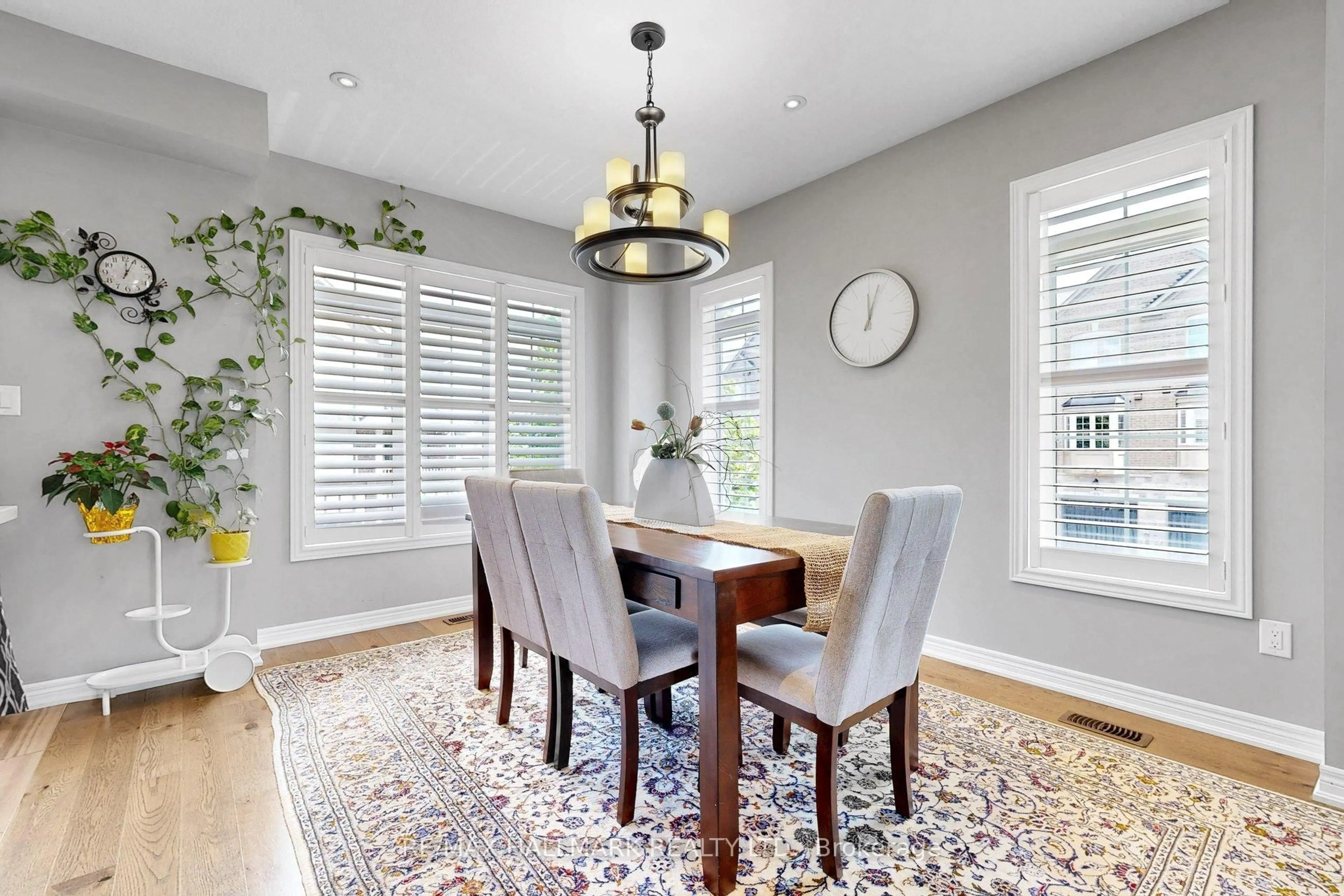 Dining room, unknown for 215 Dundas St #14, Hamilton Ontario L8B 0X1