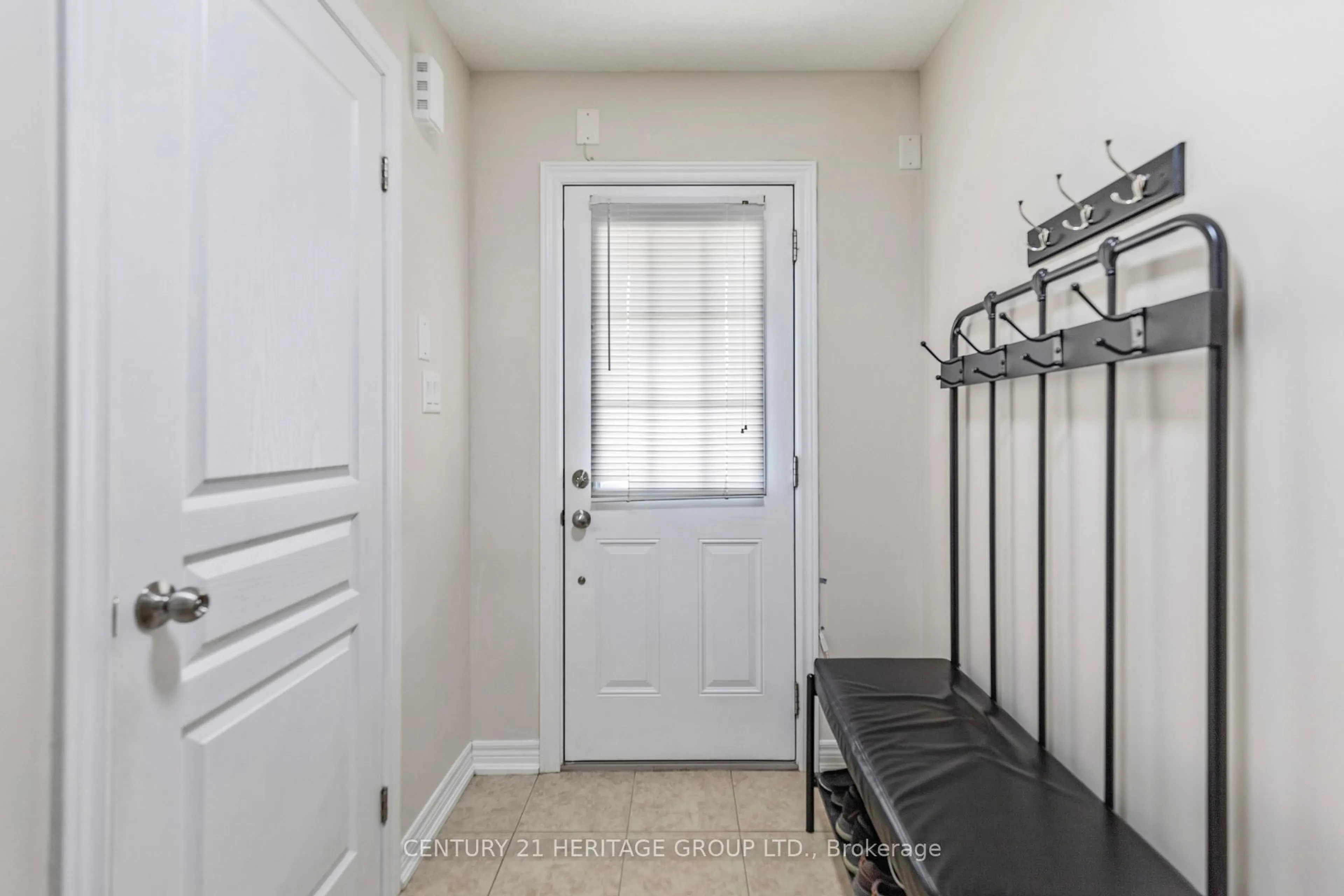 Indoor entryway for 71 Waterbridge St, Hamilton Ontario L8J 0G2