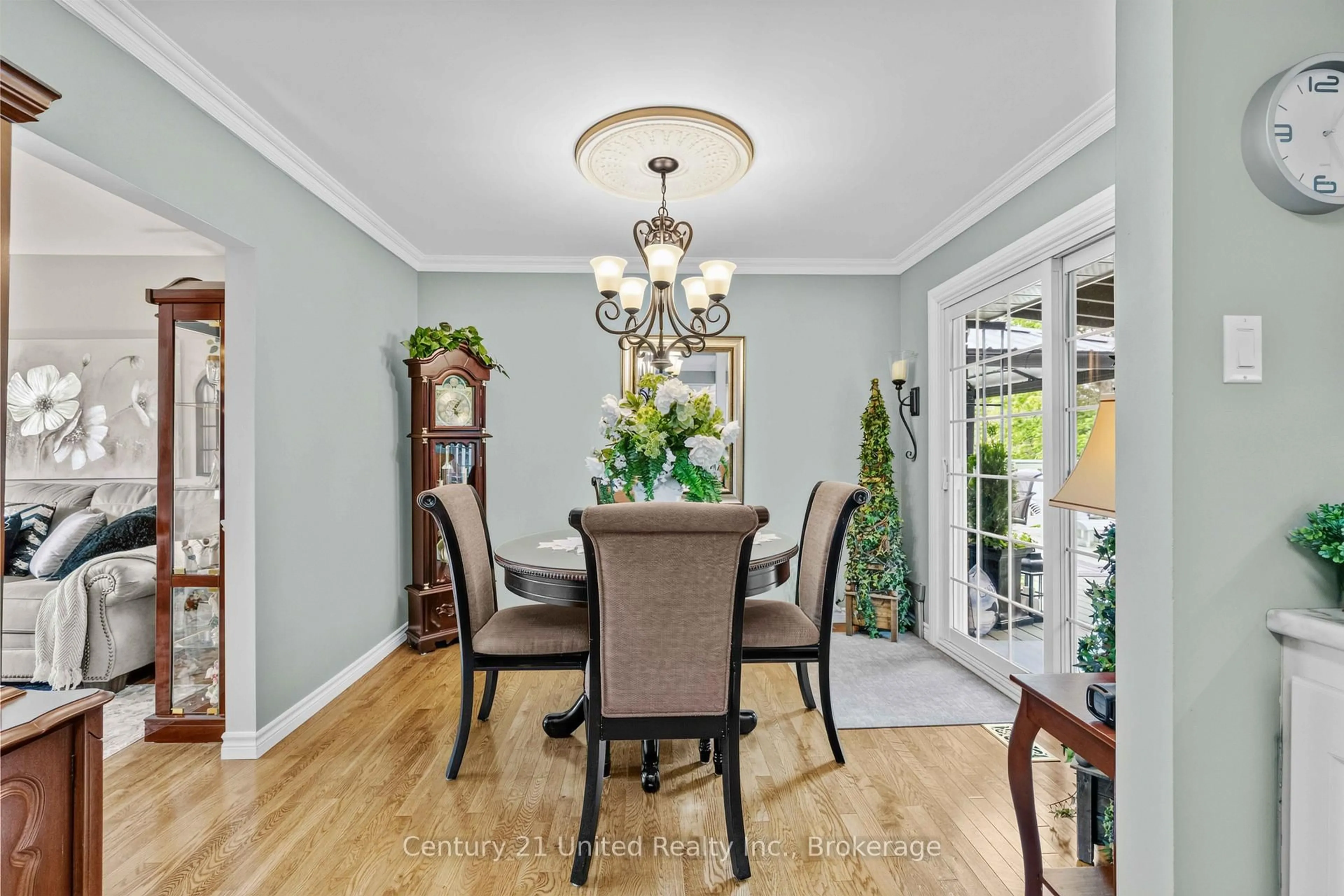 Dining room, unknown for 975 8th Line, Selwyn Ontario K0L 1H0