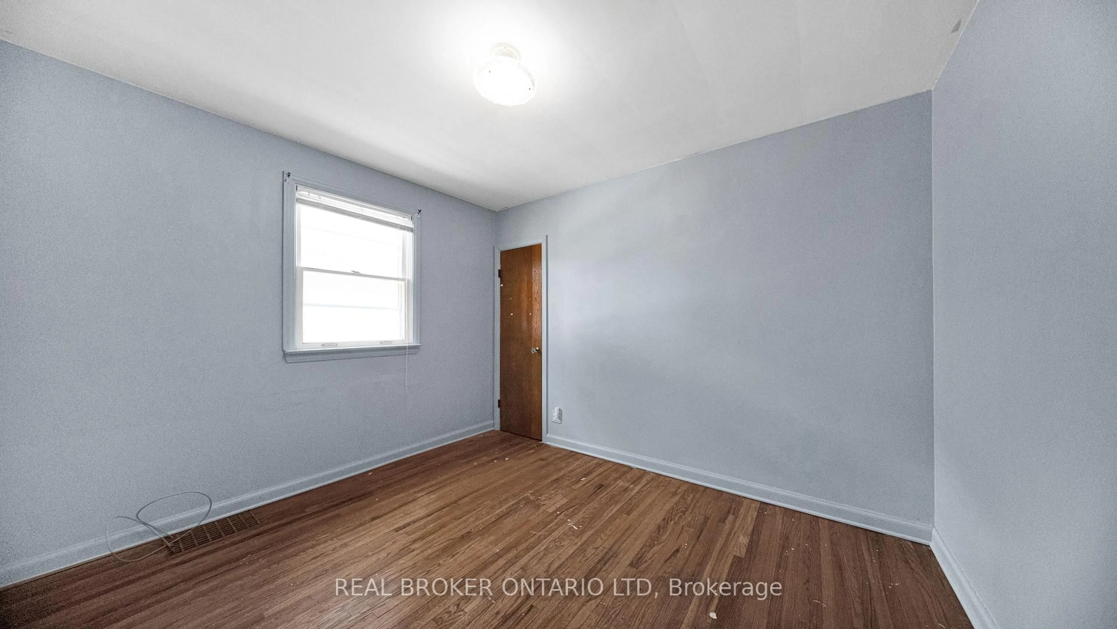 A pic of a room for 1624 Leonard St, London East Ontario N5W 3G6