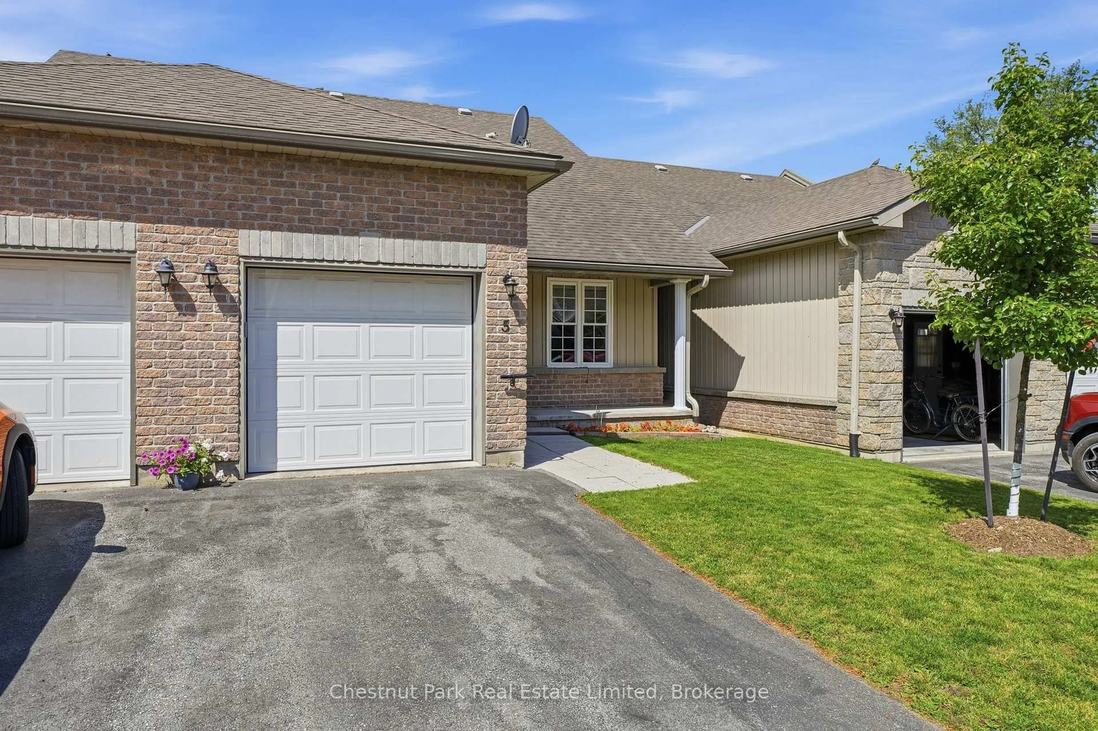 Unknown for 1 Rosemary Crt #5, Prince Edward County Ontario K0K 2T0