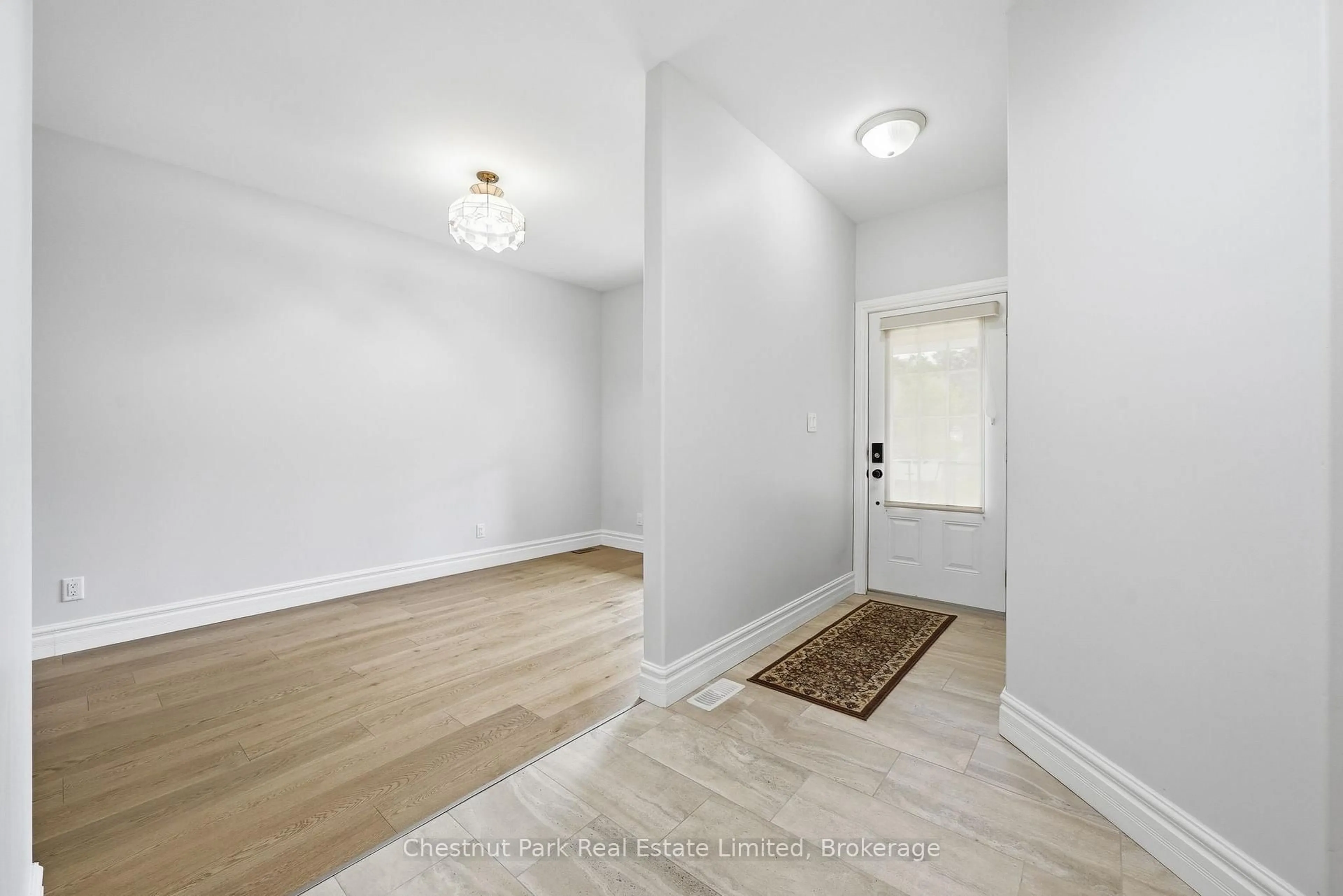 Indoor entryway for 1 Rosemary Crt #5, Prince Edward County Ontario K0K 2T0