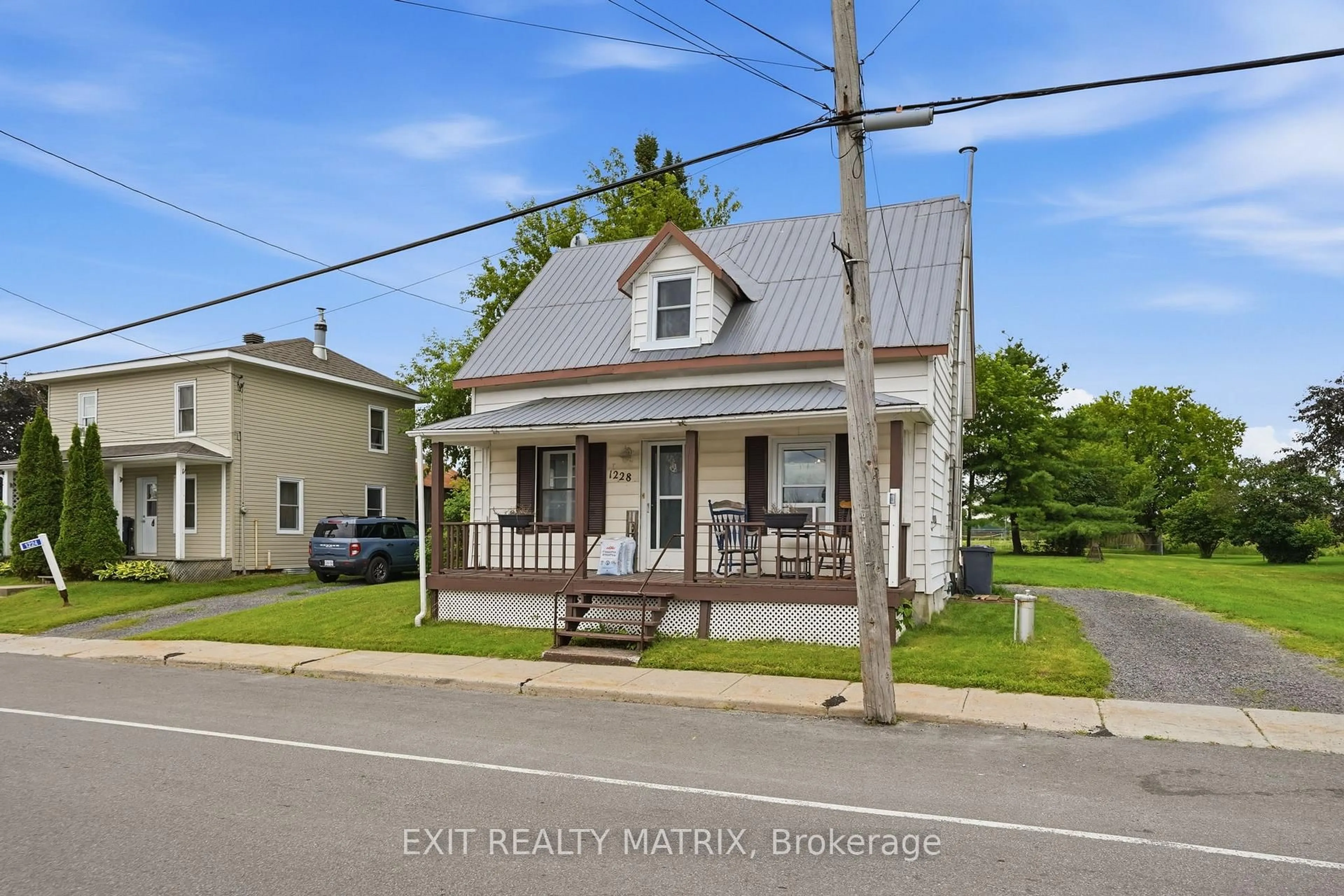 Home with vinyl exterior material, street for 1228 Labrosse St, East Hawkesbury Ontario K0B 1P0