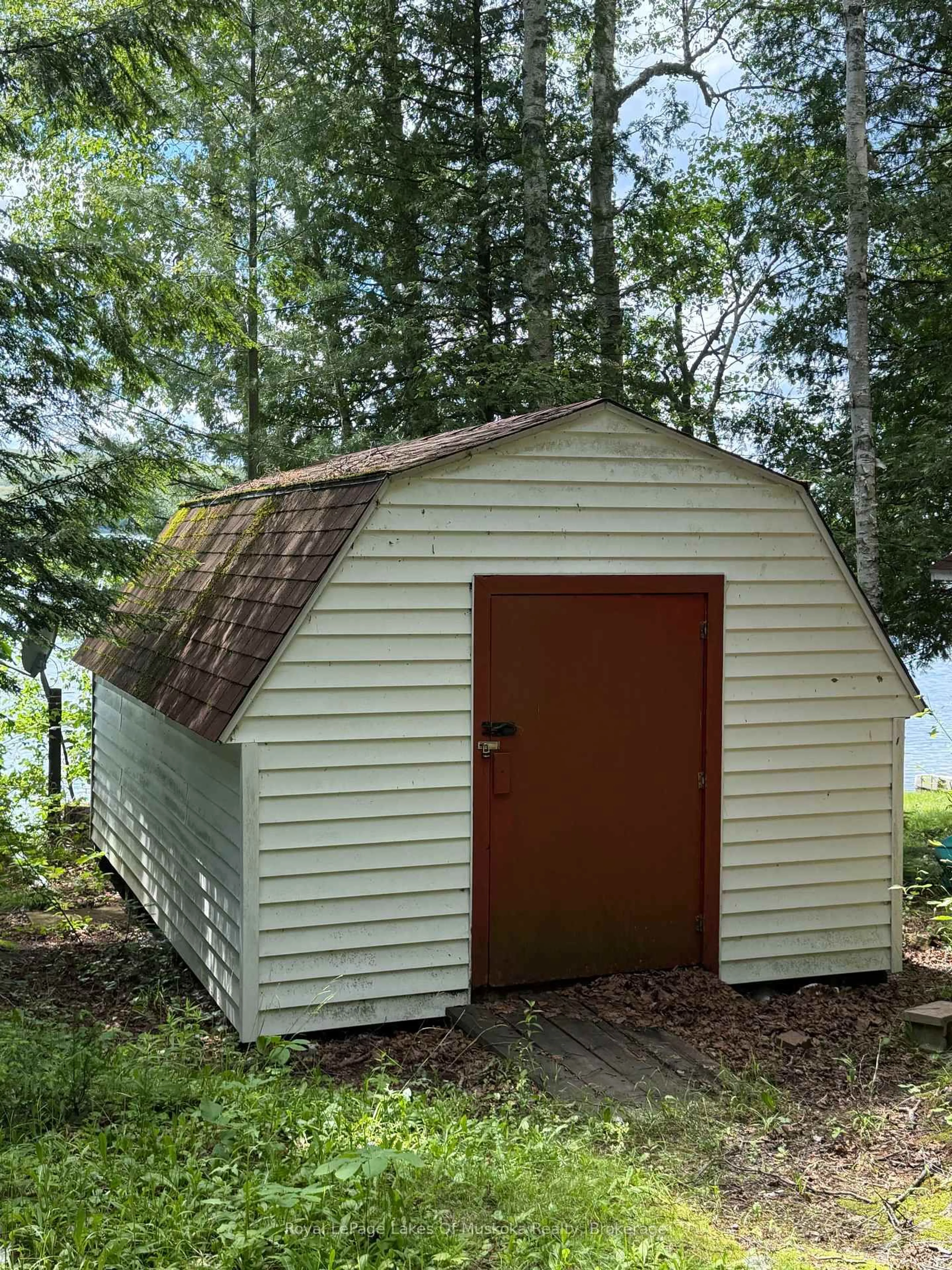 Shed for 764 Skyline Dr #B, Armour Ontario P0A 1J0