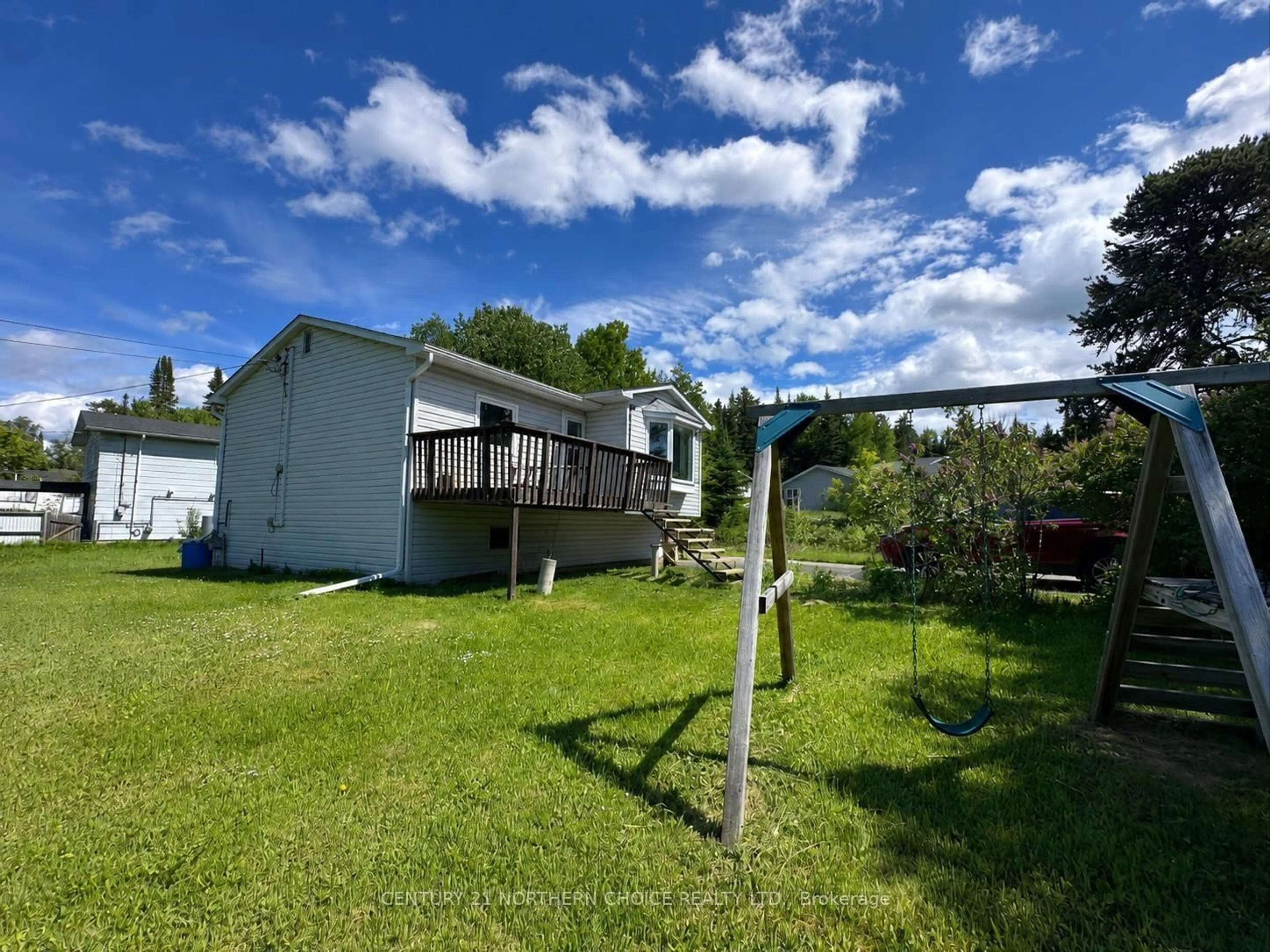A pic from outside/outdoor area/front of a property/back of a property/a pic from drone, unknown for 245 Hammell Rd, Red Lake Ontario P0V 2M0