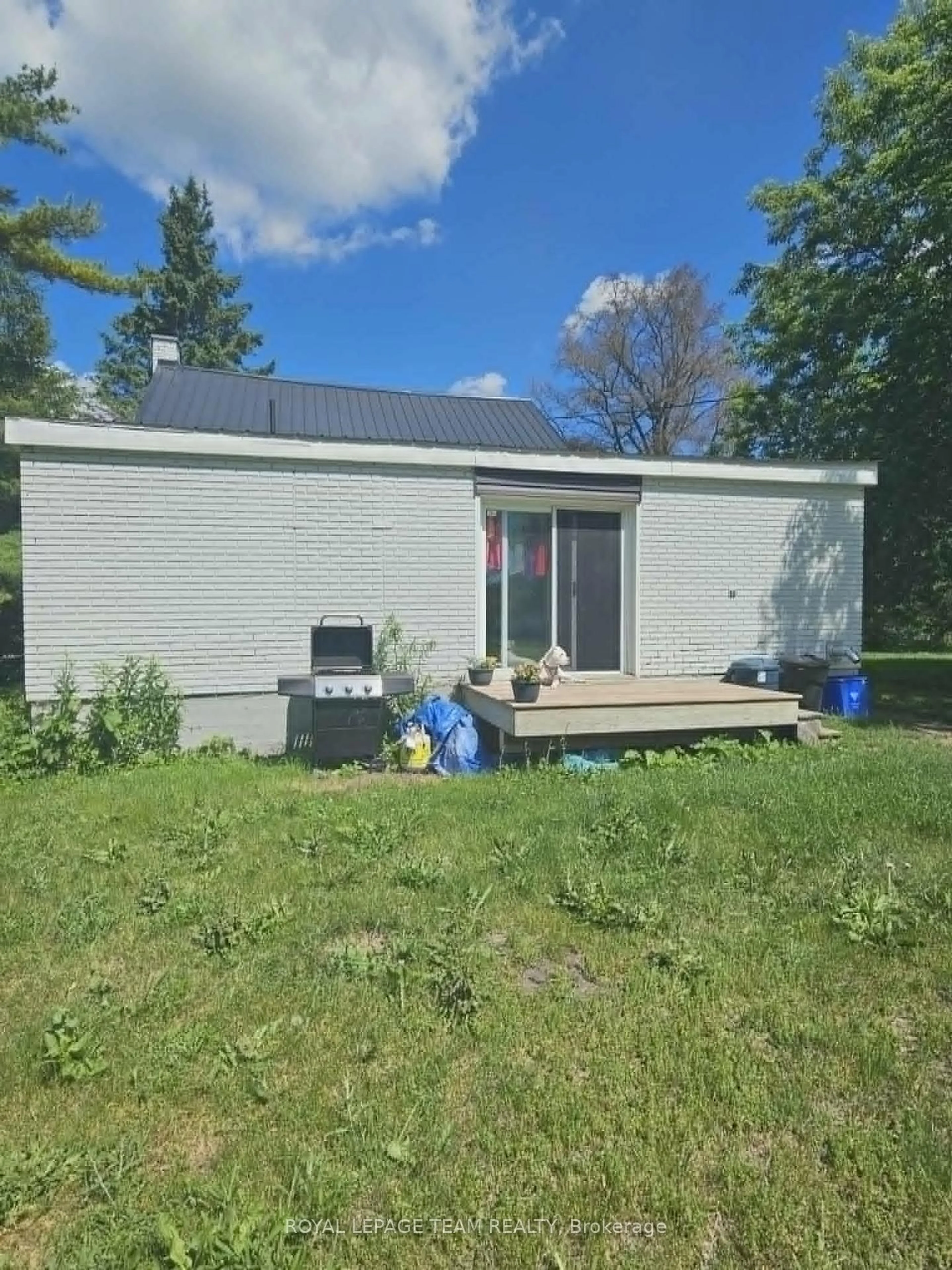 Shed for 21896 Concession Road 10 Rd, South Glengarry Ontario K0H 1B0