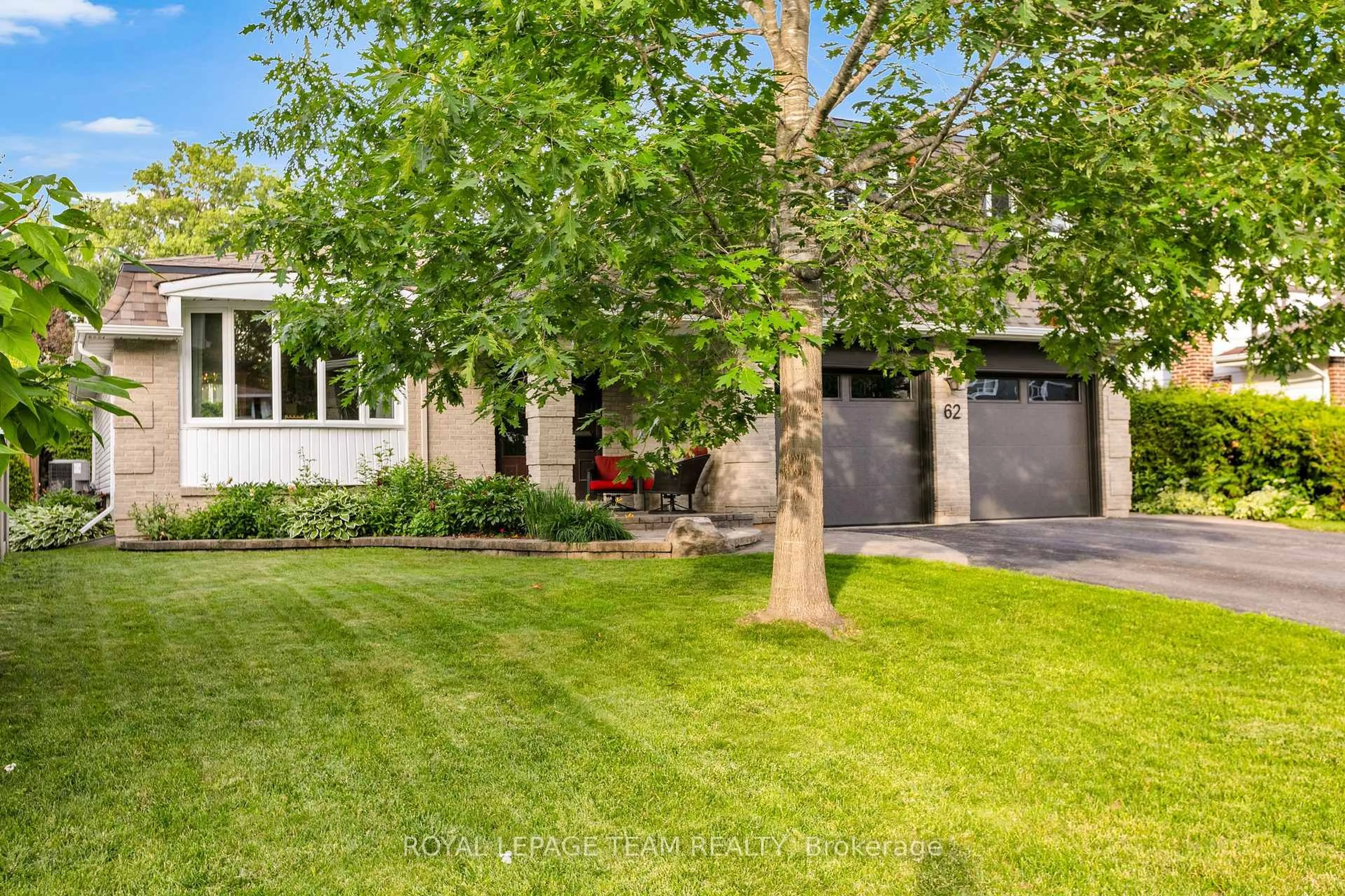 Unknown for 62 Northpark Dr, Ottawa Ontario K1B 3R8