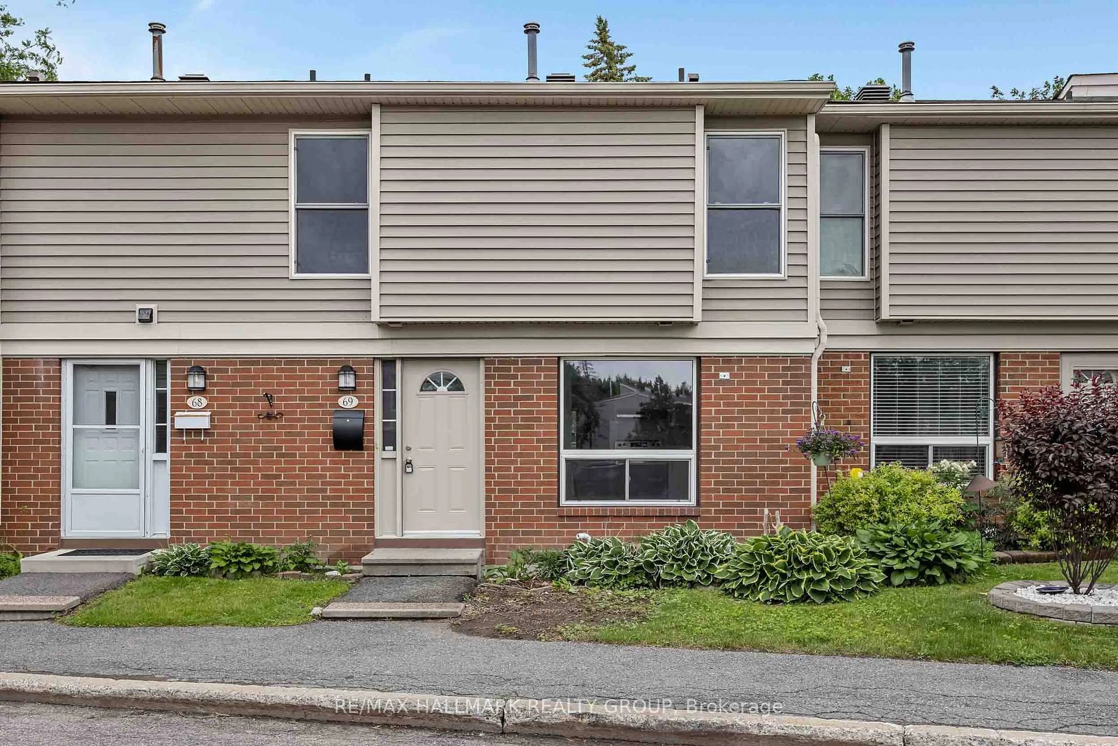 Unknown for 820 Cahill Dr #69, Ottawa Ontario K1V 9K4