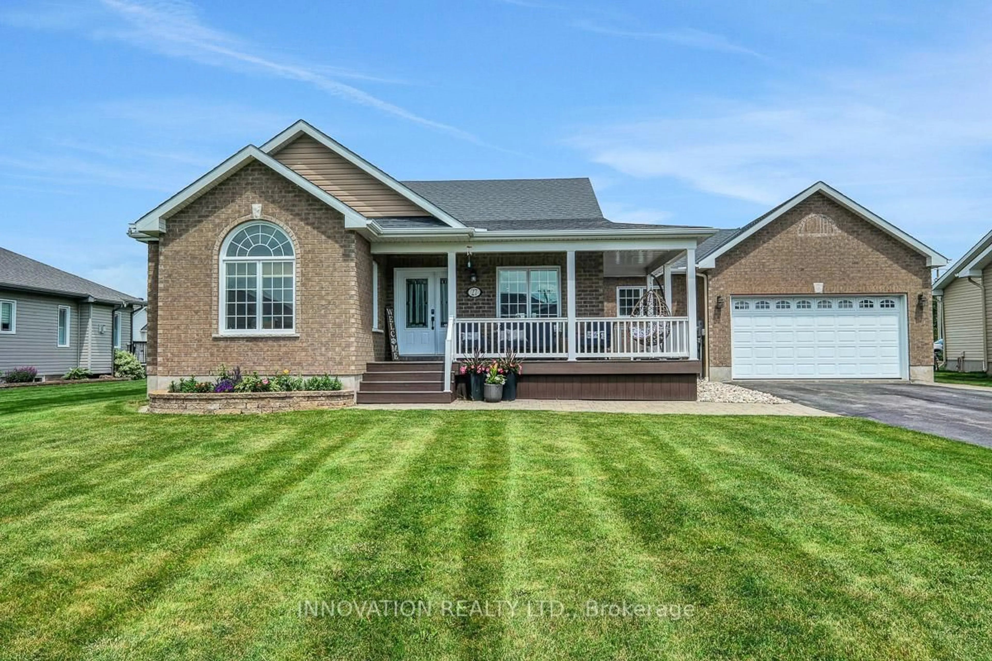 Home with vinyl exterior material, unknown for 27 Christie Lane, North Dundas Ontario K0C 2K0