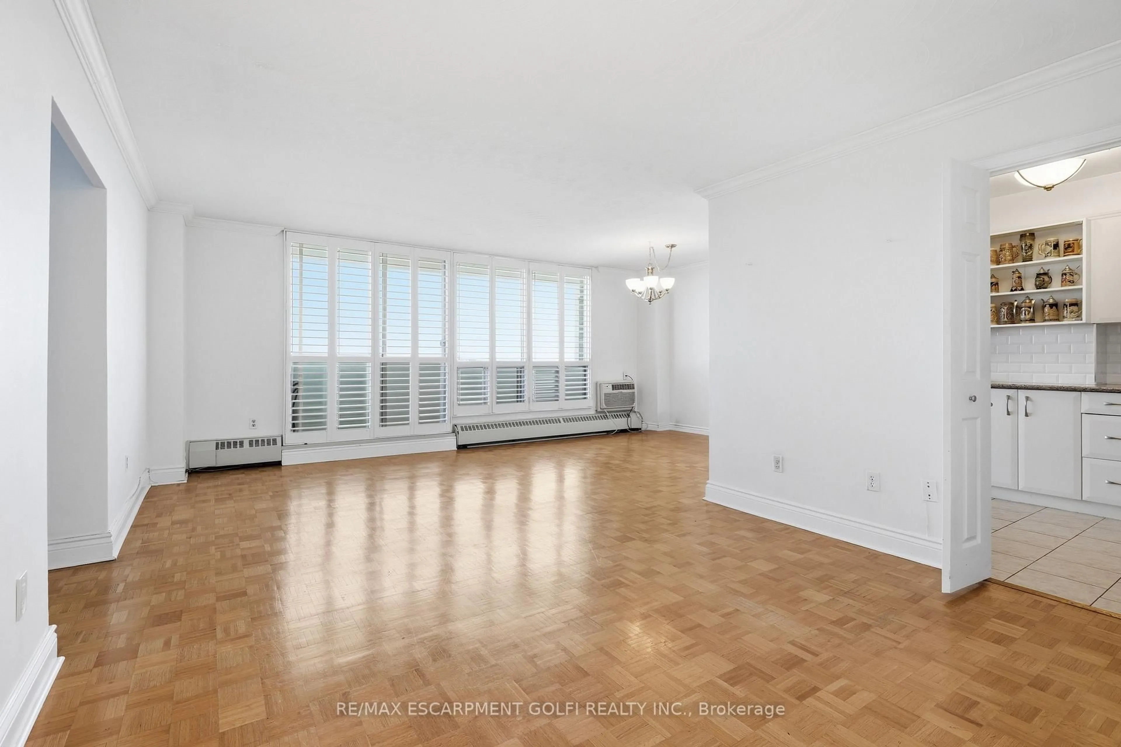 A pic of a room for 15 Towering Heights Blvd #1005, St. Catharines Ontario L2T 3G7