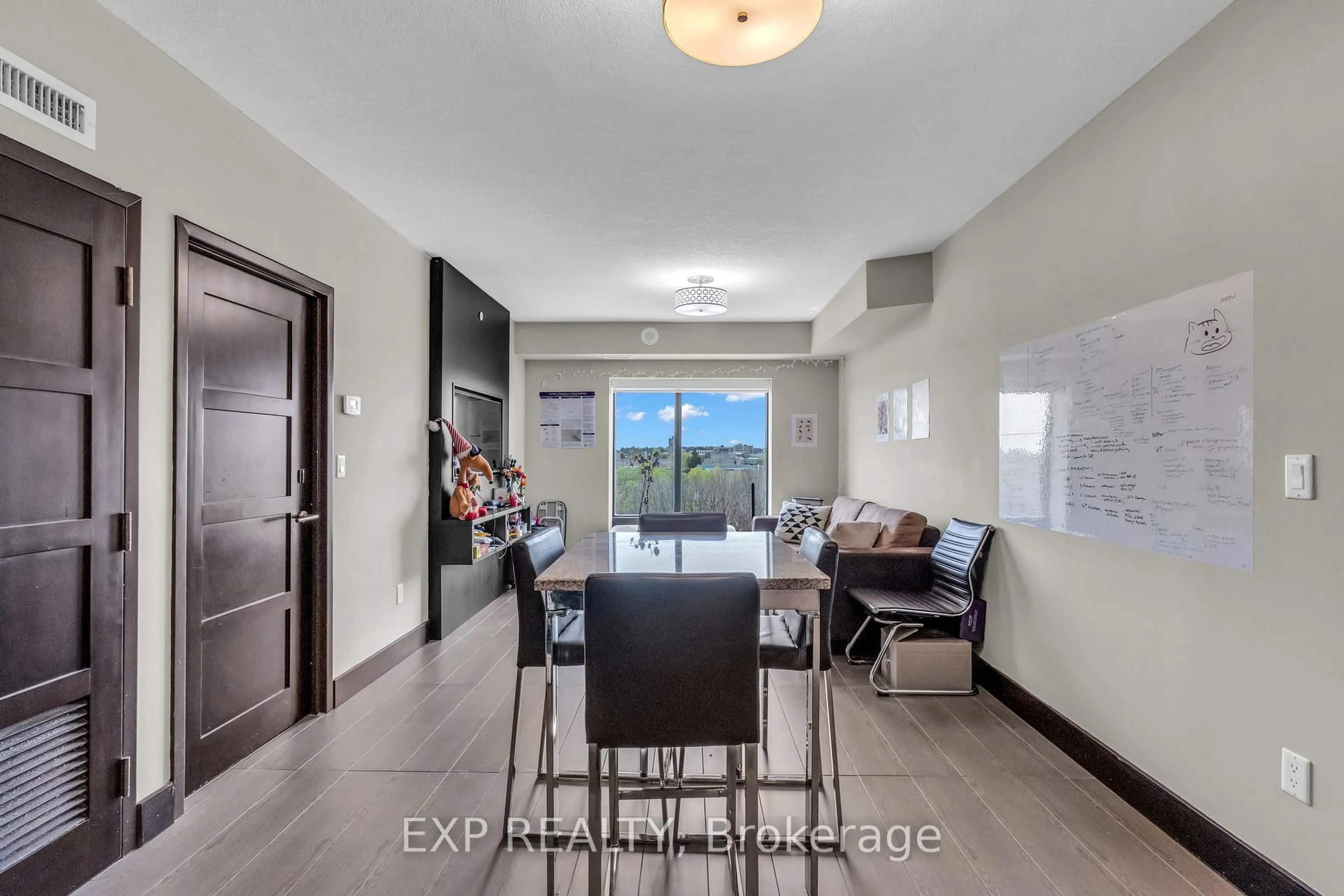 Unknown for 1107 Richmond St #1107, London East Ontario N6A 0C1