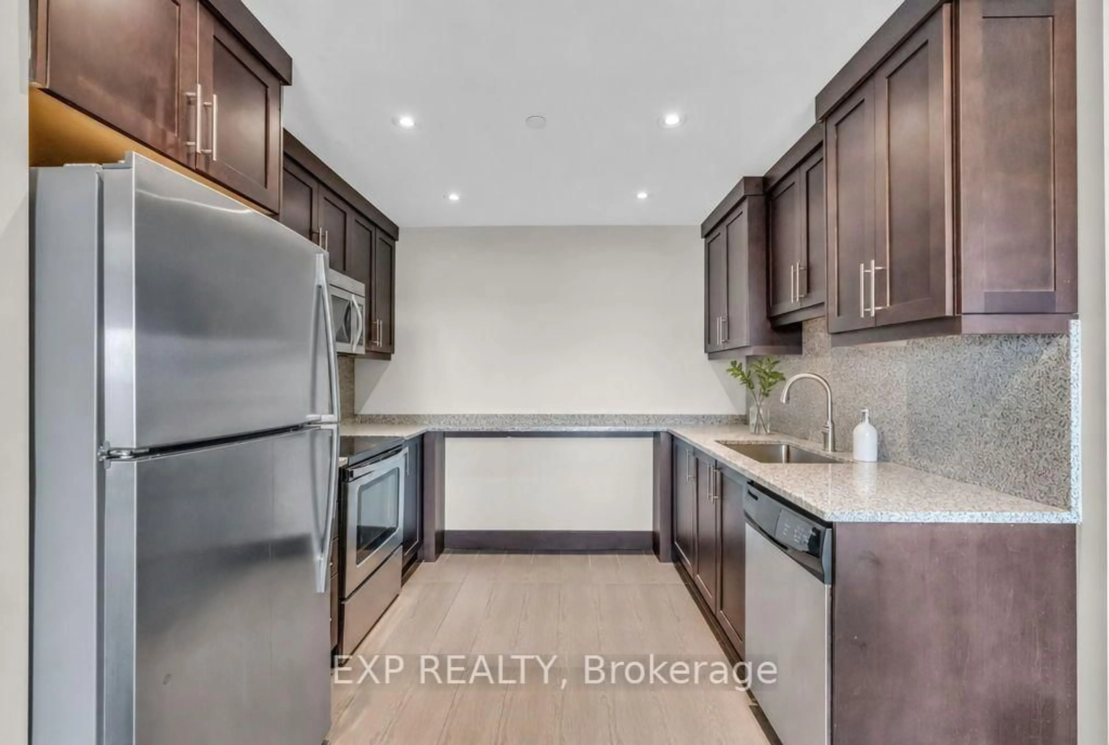 Unknown for 1107 Richmond St #1107, London East Ontario N6A 0C1