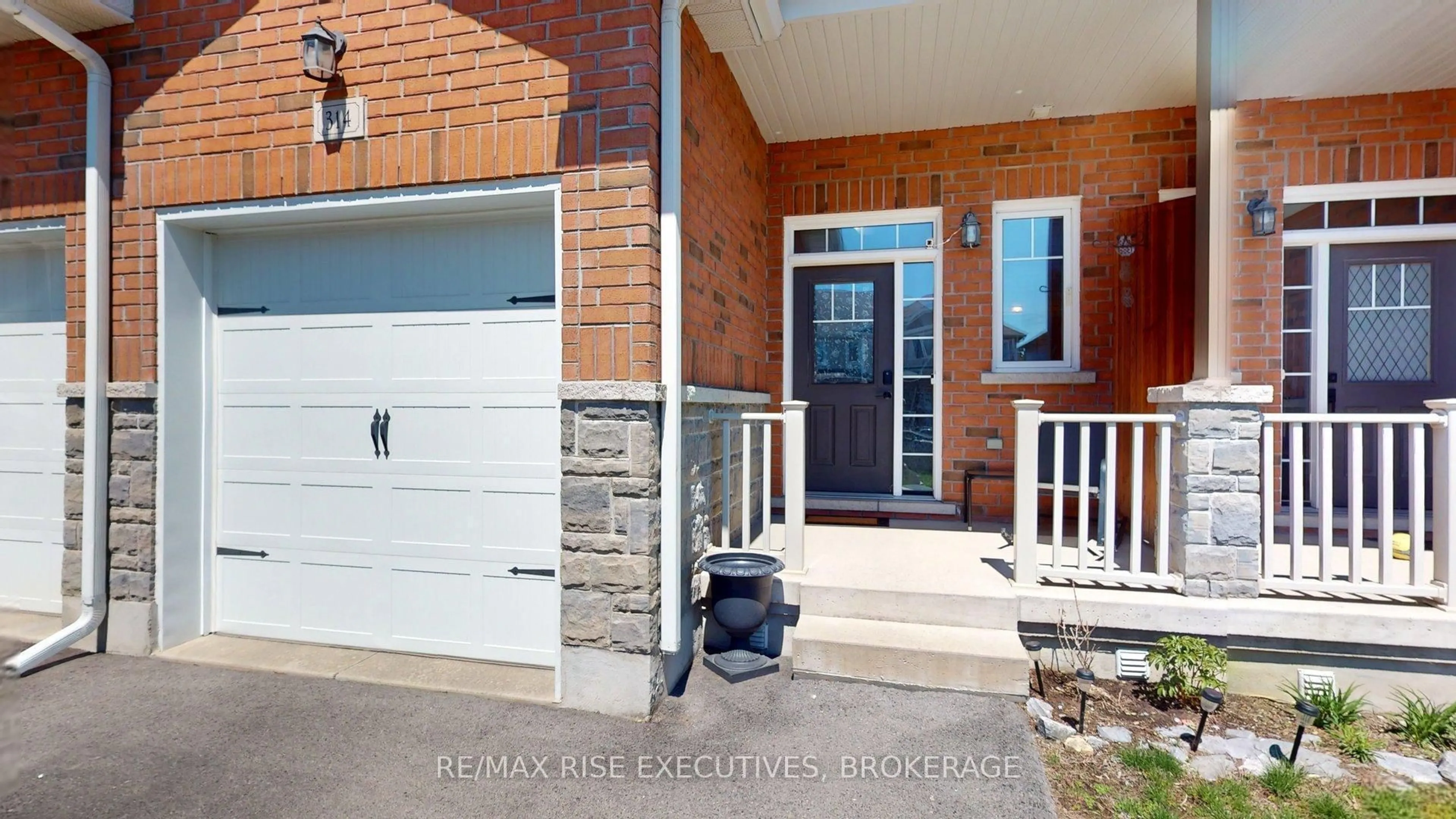 Home with brick exterior material, street for 314 Janette St, Kingston Ontario K7L 4V2
