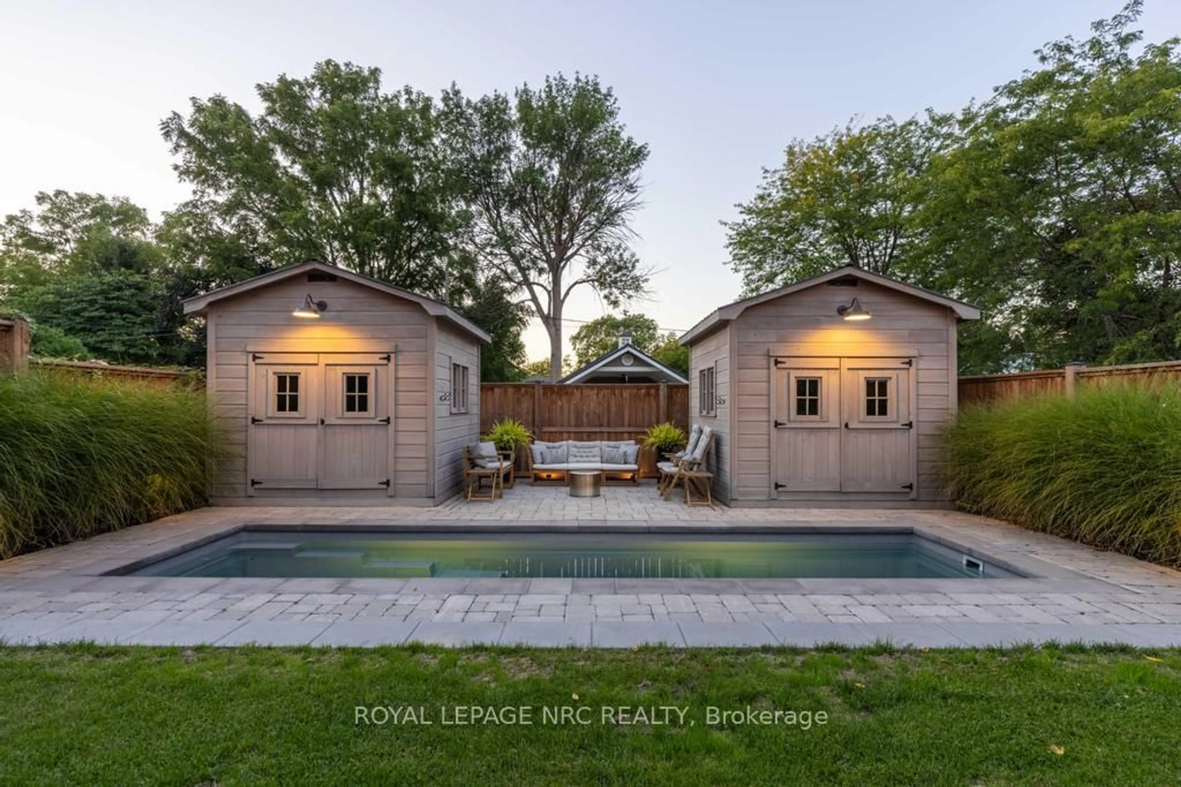 Unknown for 166 Dalhousie Ave, St. Catharines Ontario L2N 4X7