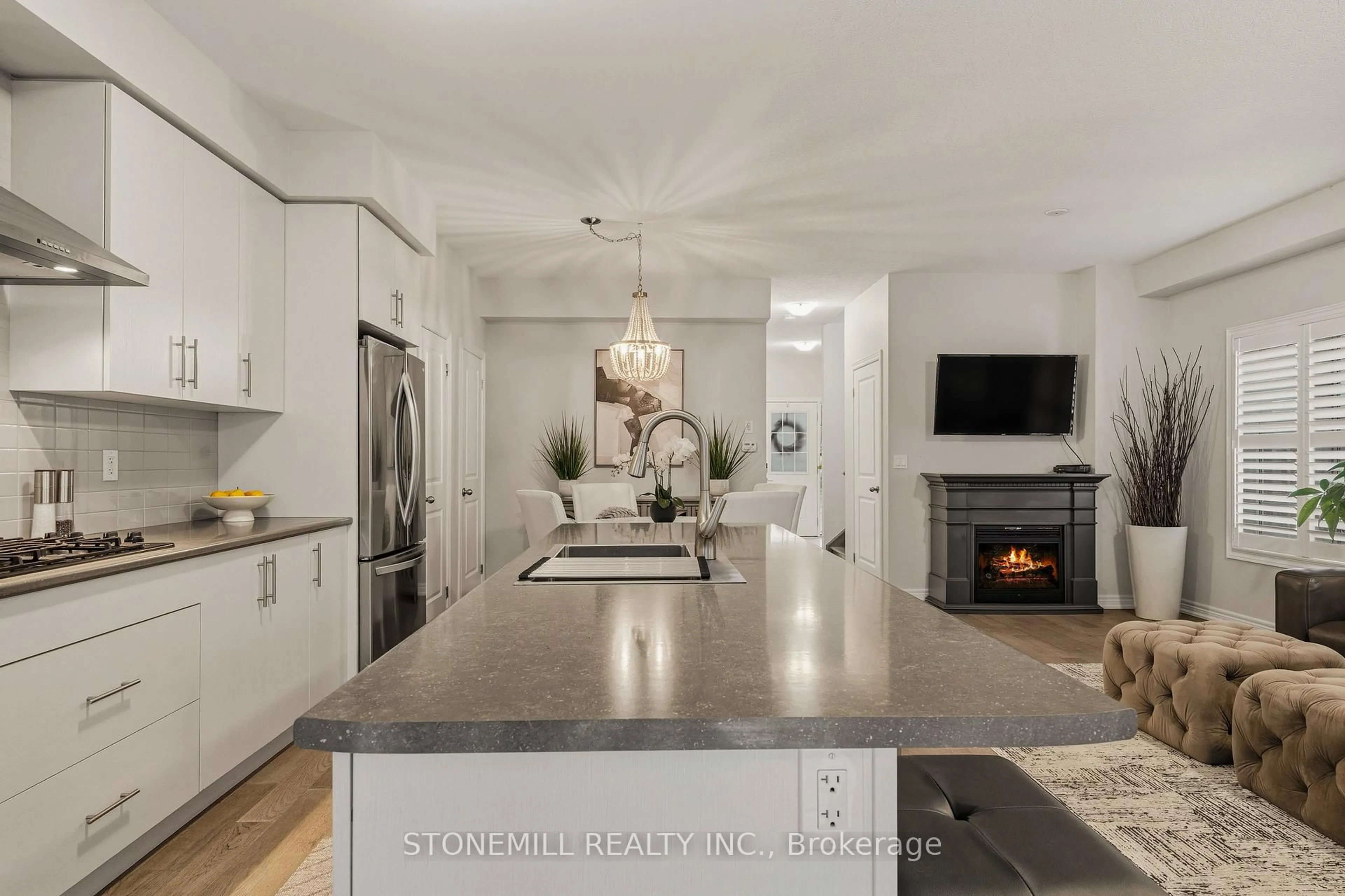 Open concept kitchen, unknown for 78 Starling Dr, Hamilton Ontario L9A 2P5