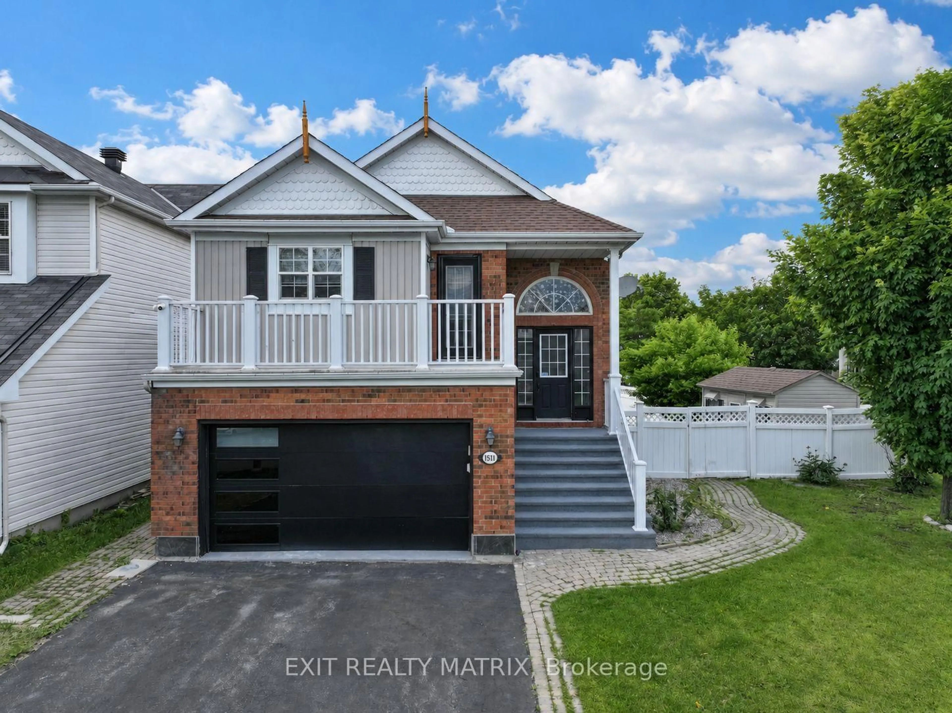 Home with vinyl exterior material, street for 1511 Rumford Dr, Ottawa Ontario K4A 4B7