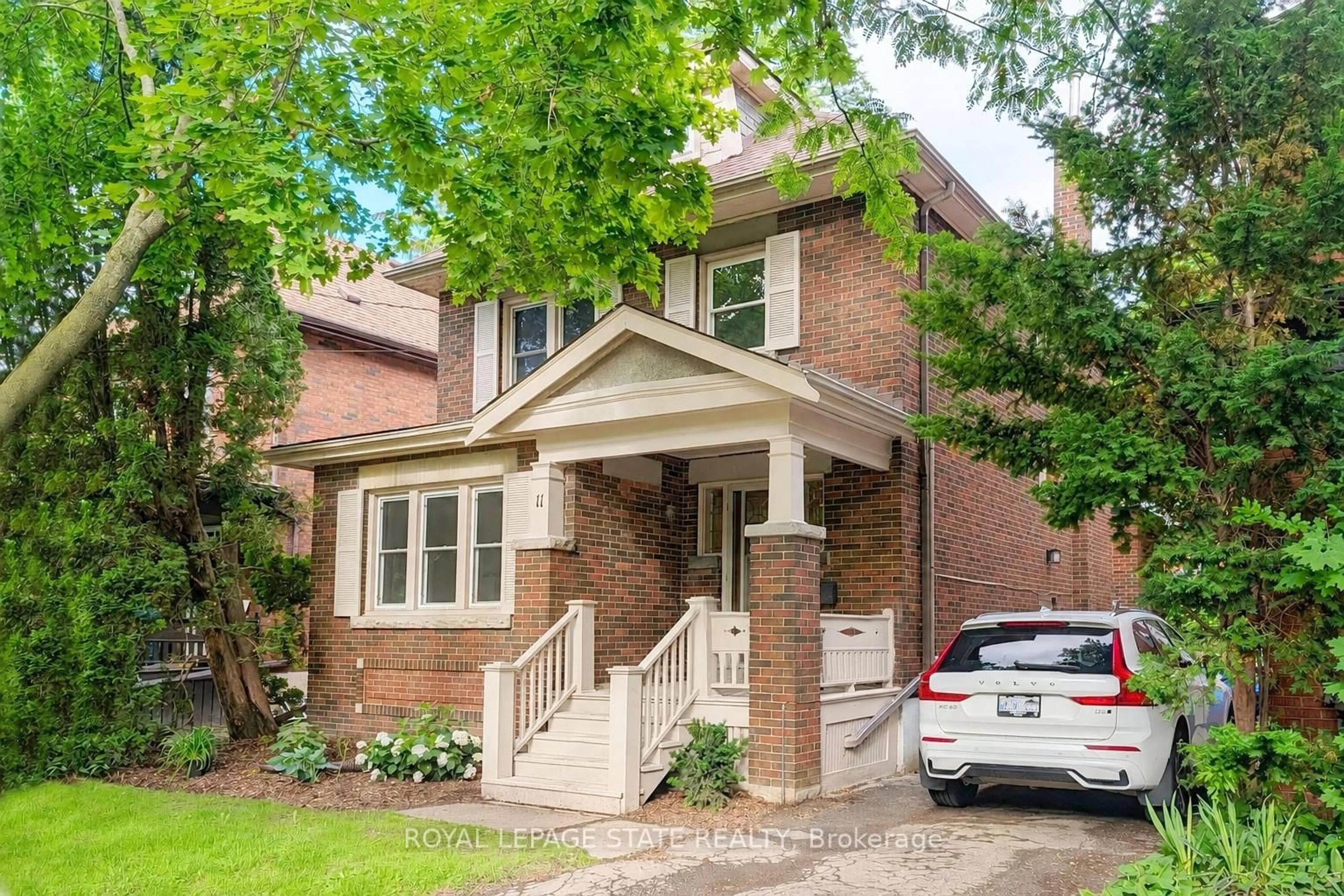 Home with brick exterior material, street for 11 Dromore Cres, Hamilton Ontario L8S 4A8