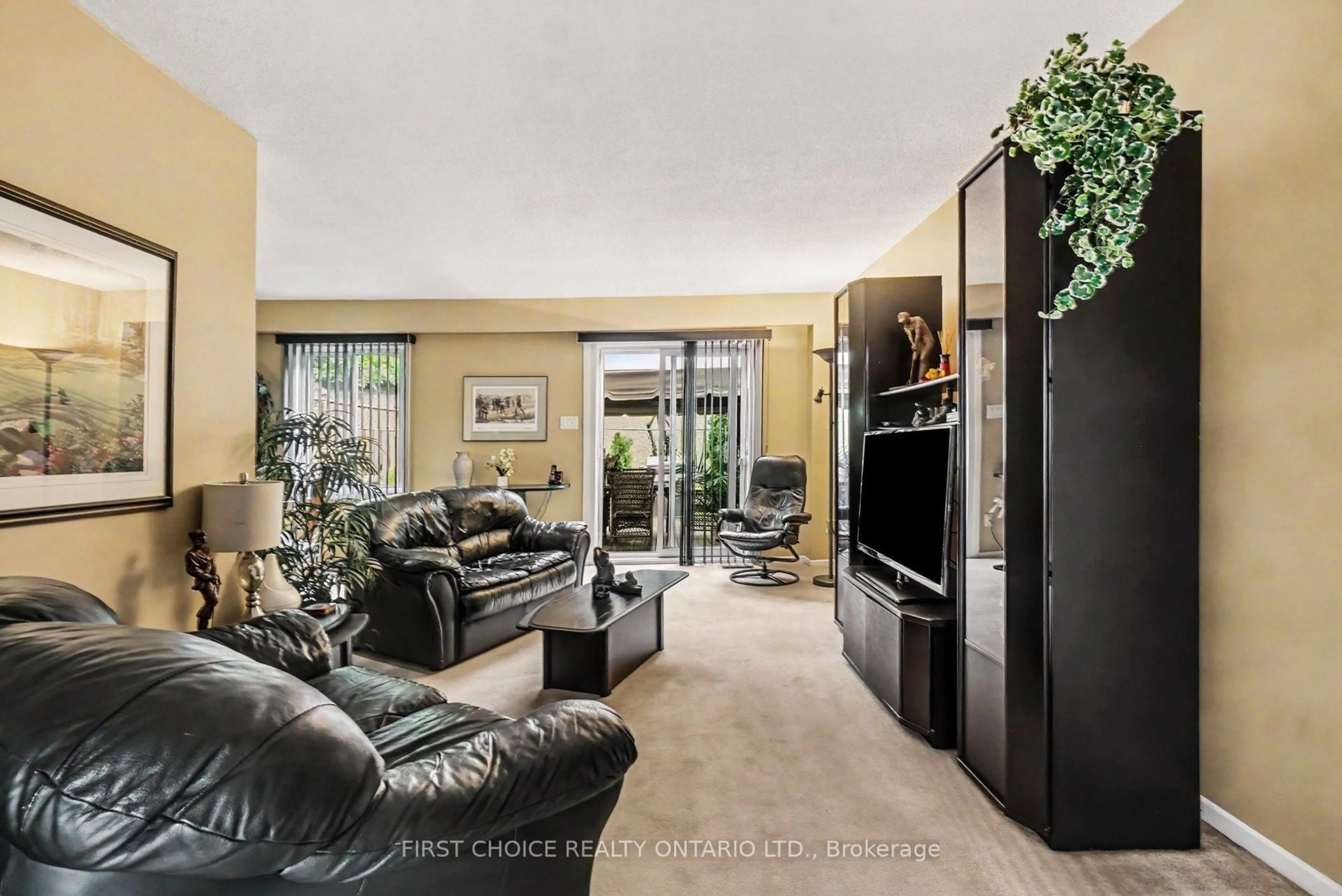 Living room with furniture, unknown for 1793 Axminster Crt #34, Ottawa Ontario K1C 1Z5