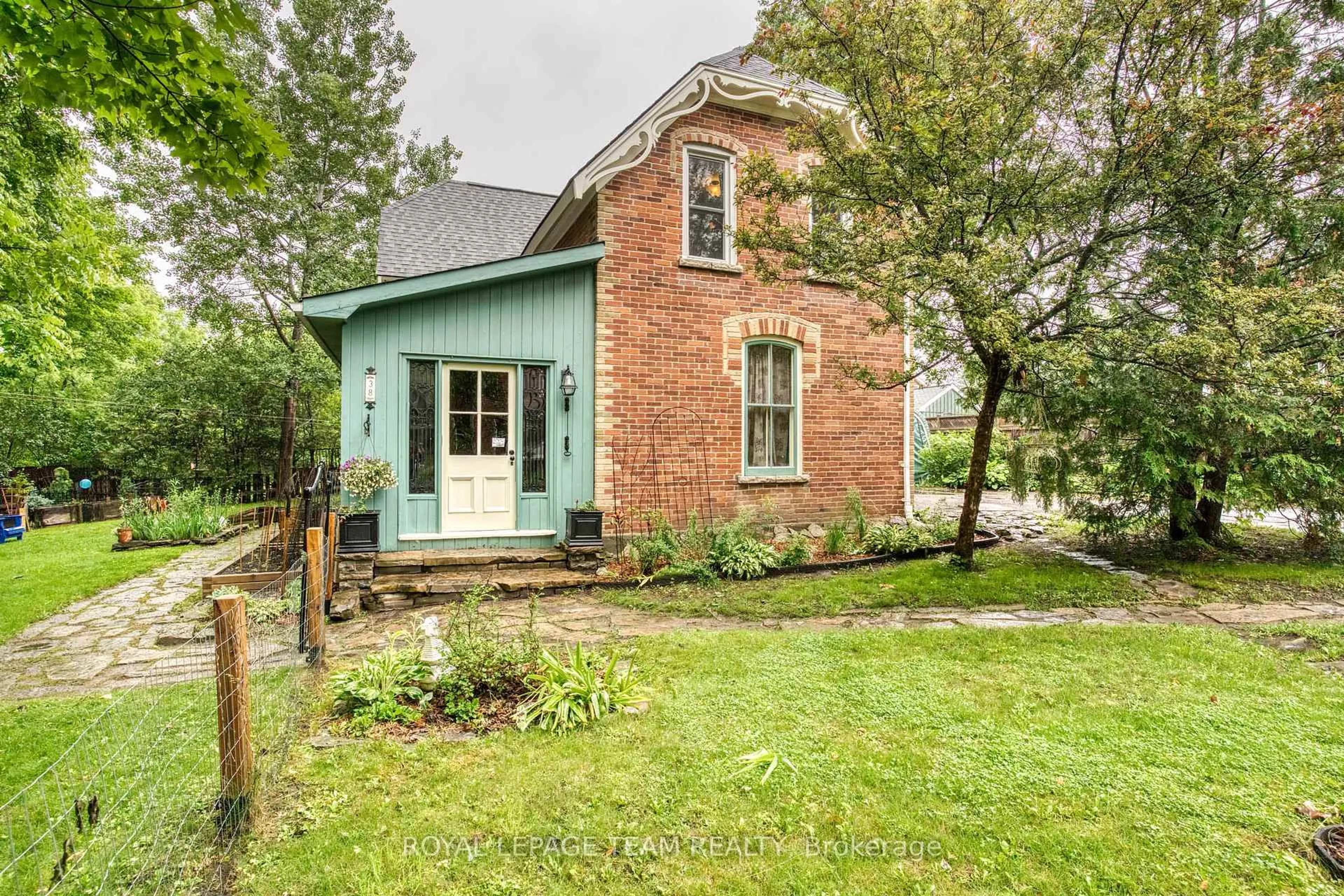 Home with brick exterior material, street for 38 Cameron St, Almonte Ontario K0A 1A0