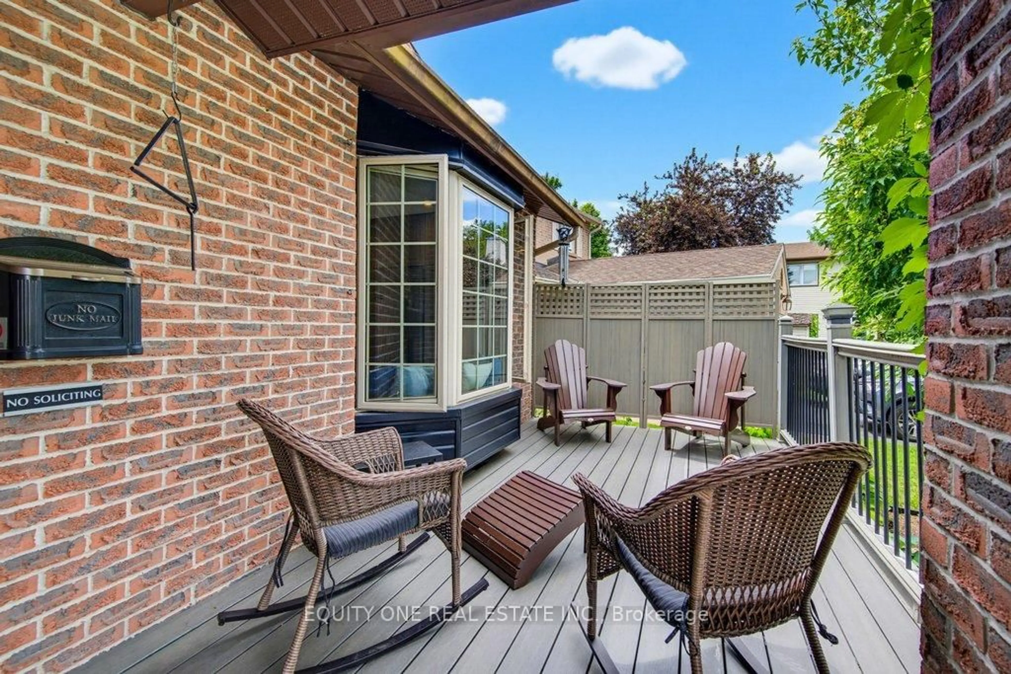 Patio, street for 289 Du Grand Bois Ave, Orleans Ontario K1E 2S8
